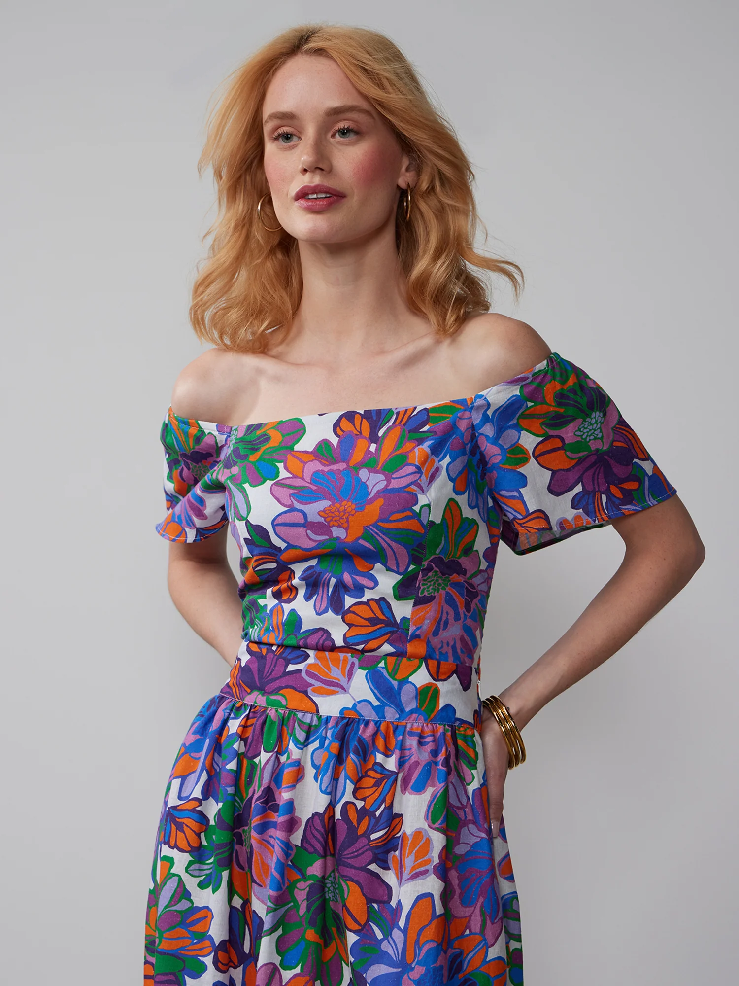 Short Sleeve Square Neck Top