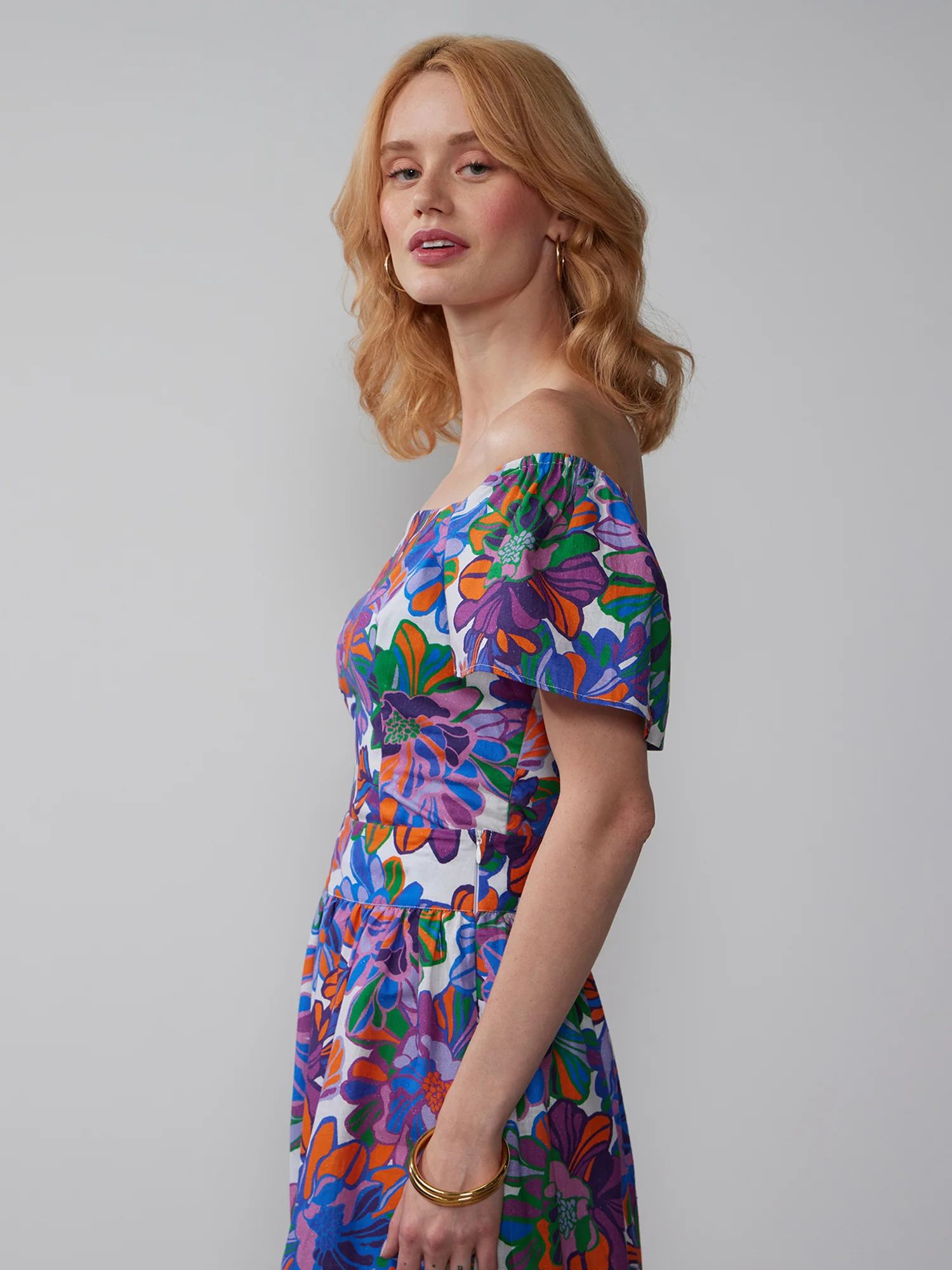 Short Sleeve Square Neck Top - Image 2