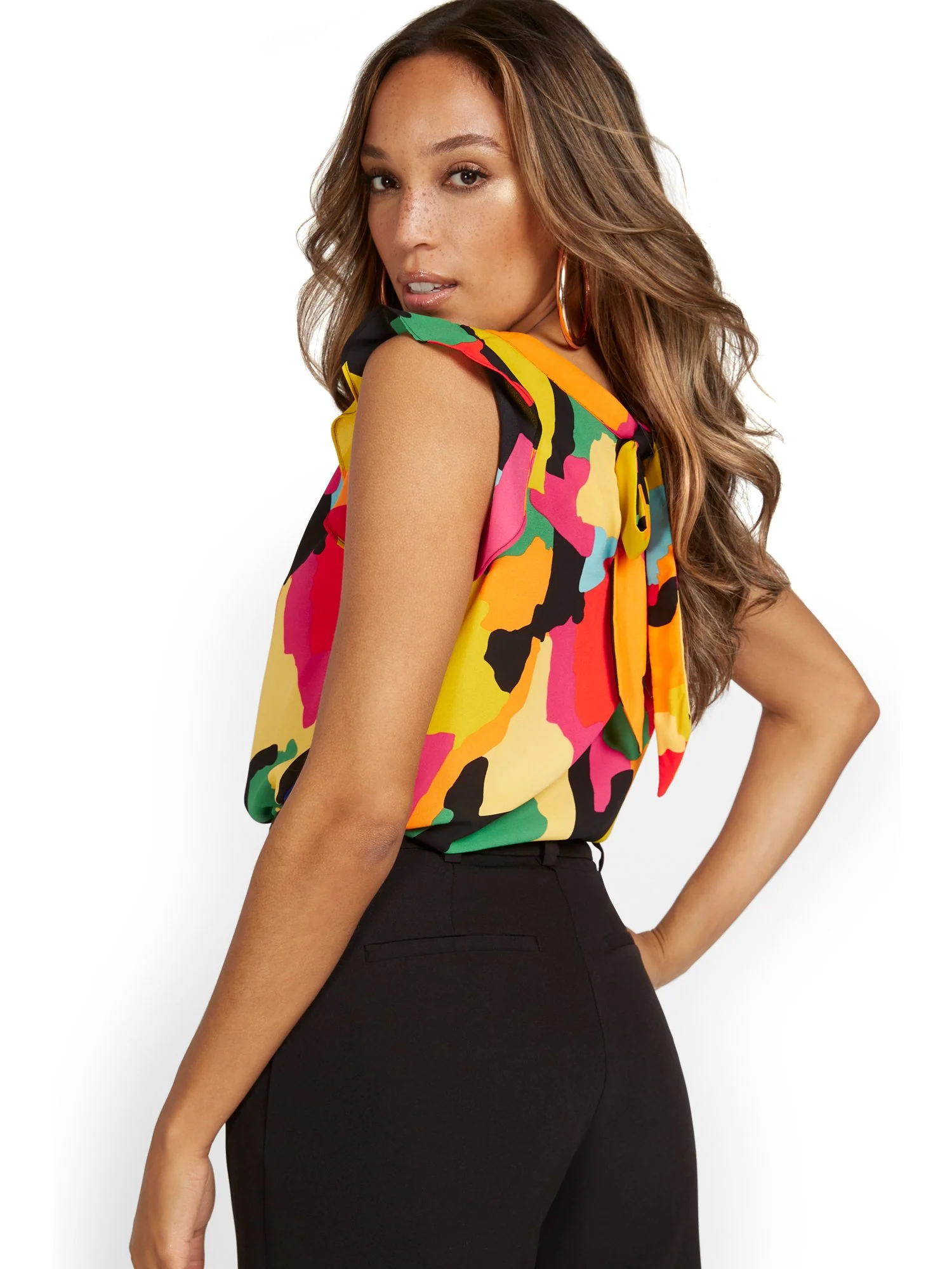 Abstract Flutter-Sleeve Bow-Back Top - Image 4