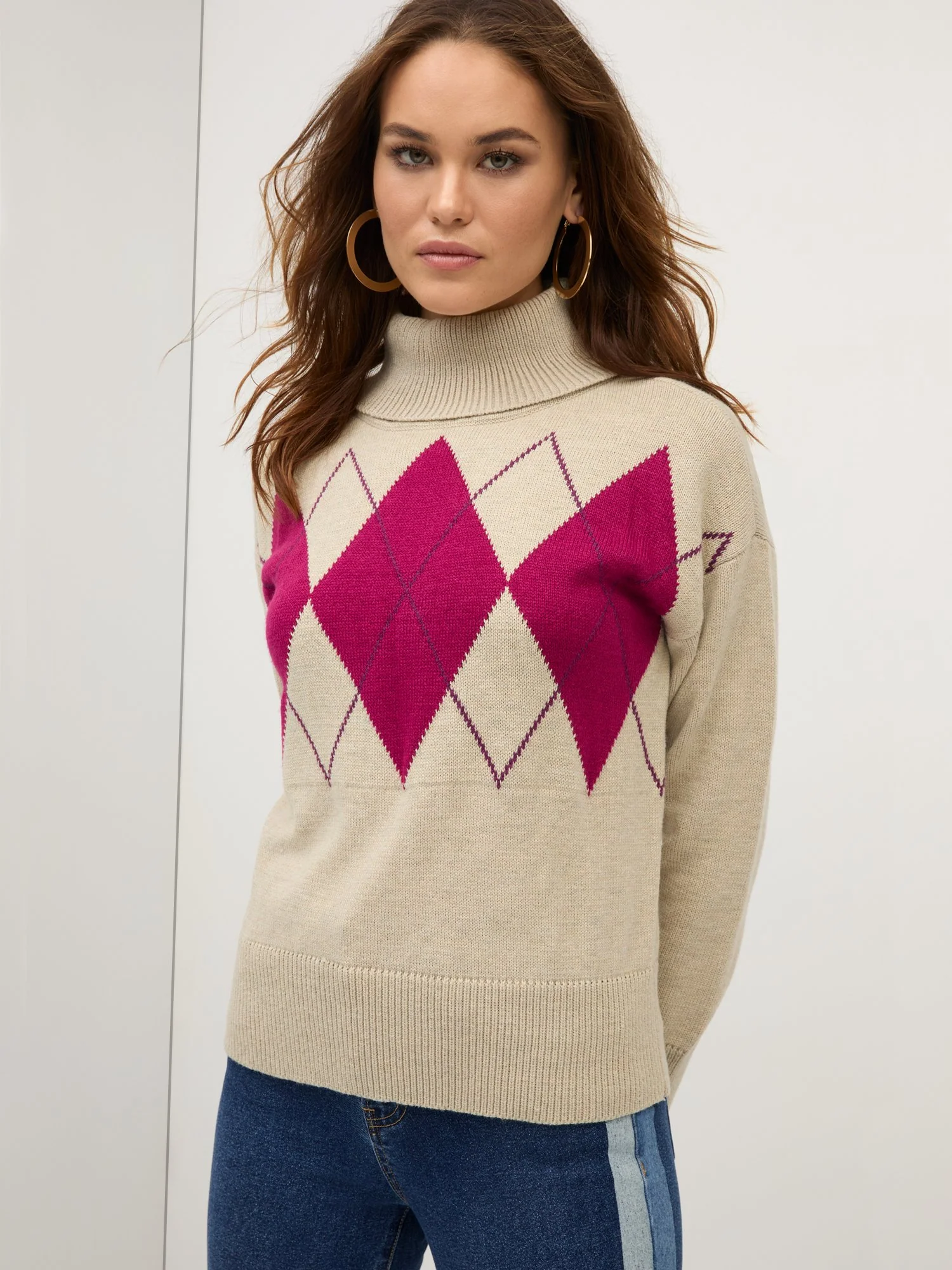 Argyle Turtleneck Pullover Sweater - Image 5