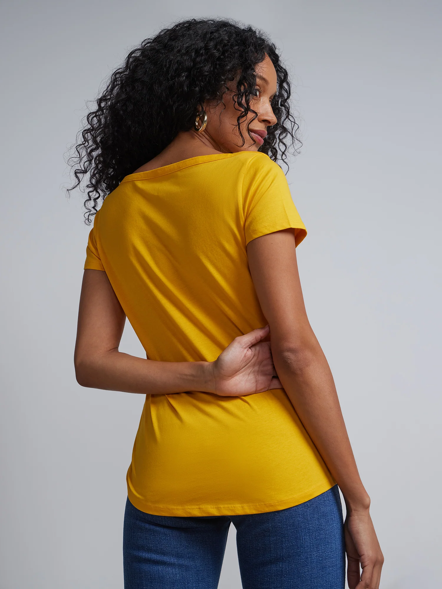 Boat Neck Short Sleeves Basic T-Shirt - Image 11