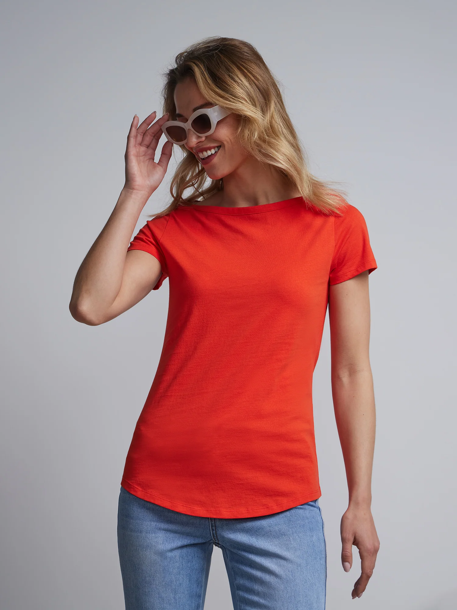 Boat Neck Short Sleeves Basic T-Shirt - Image 33