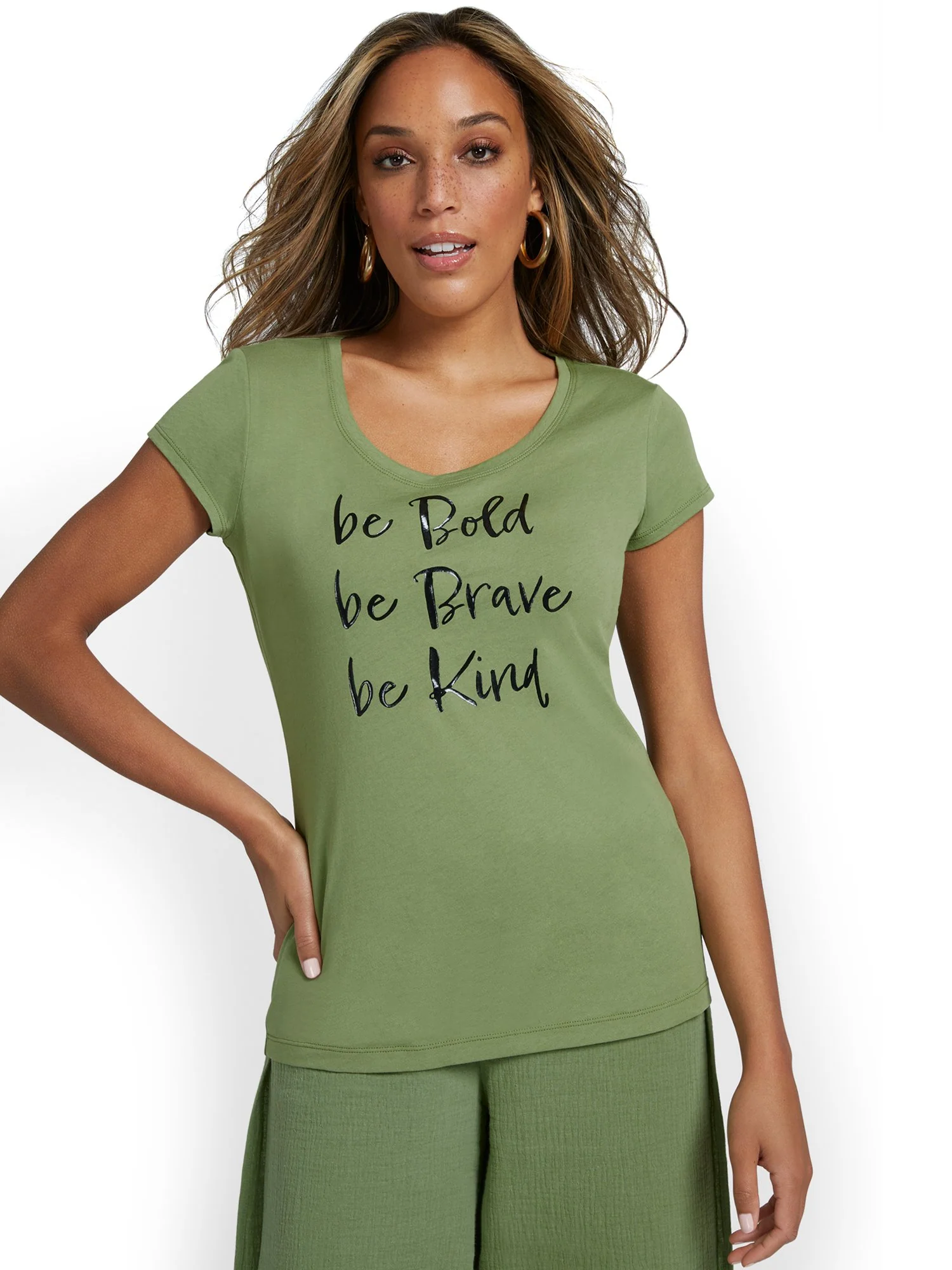 Be Kind Graphic Tee - Image 2