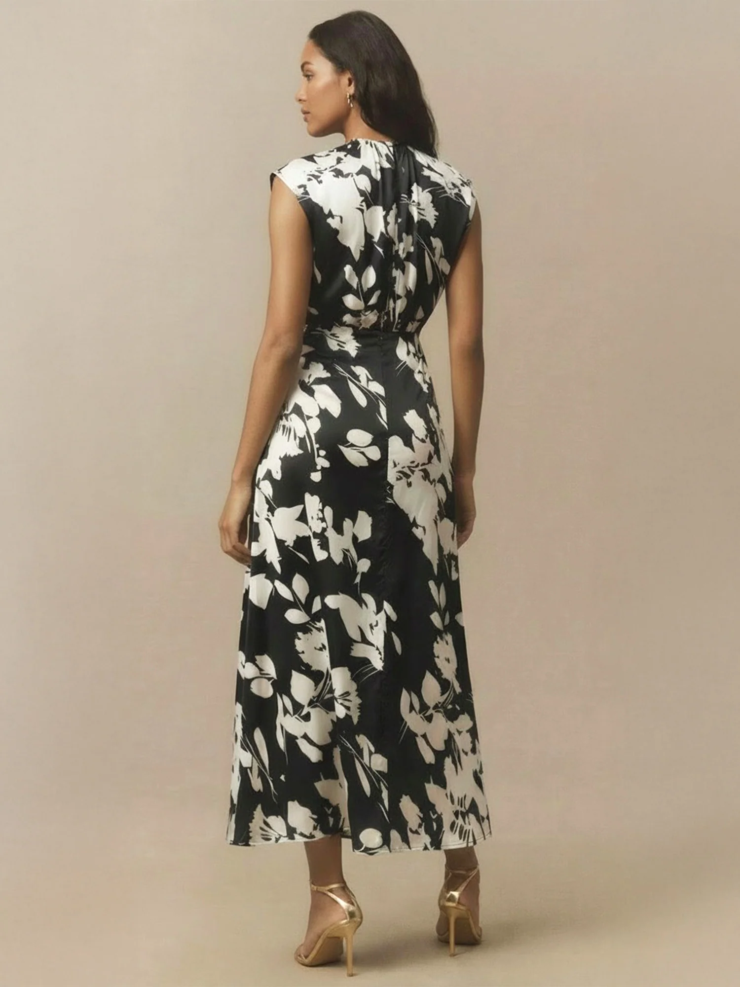 Black And White Floral Printed Satin Midi Dress - Image 3