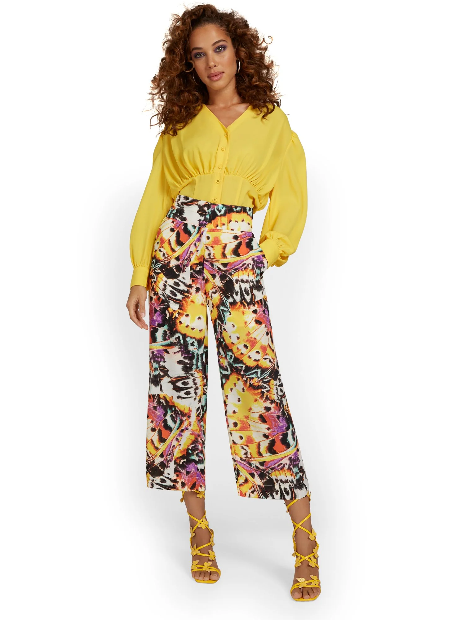 Butterfly-Print Wide-Leg Capri Pant - Image 4