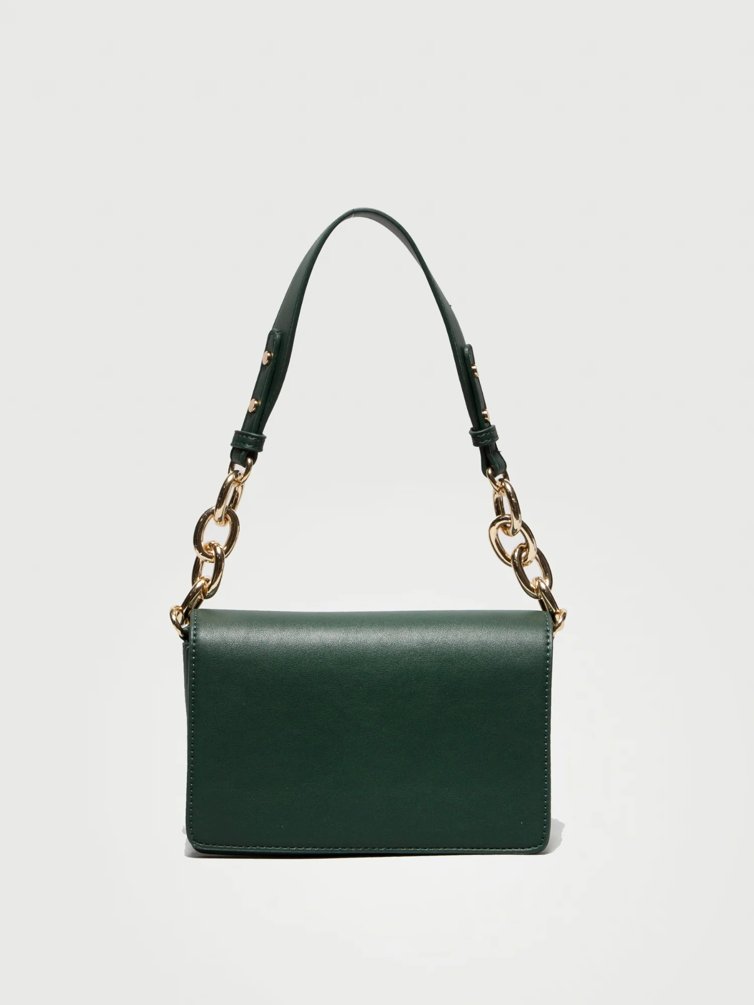 Chain Detail Shoulder Bag
