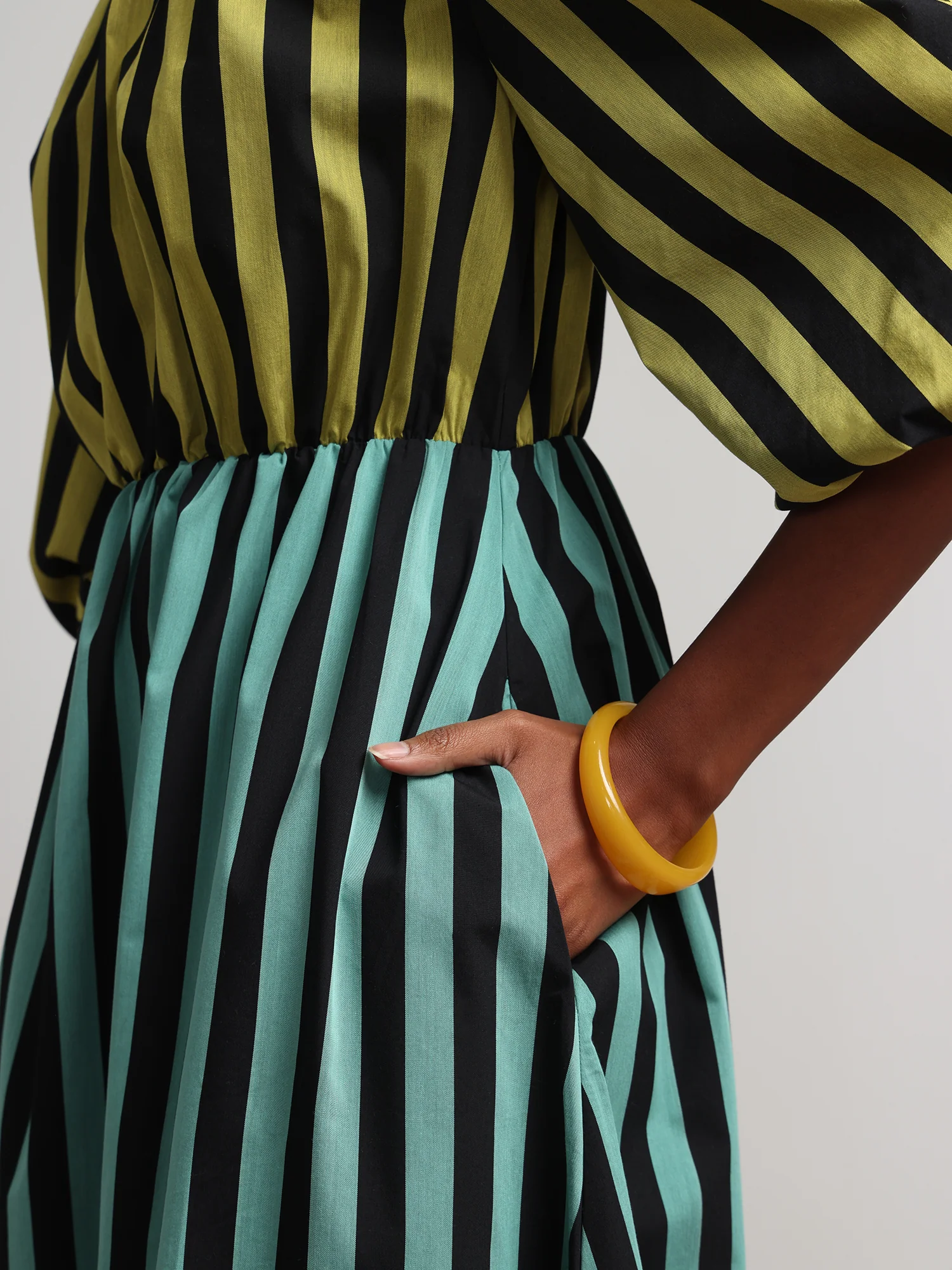Colorblock Striped Maxi Dress - Image 4