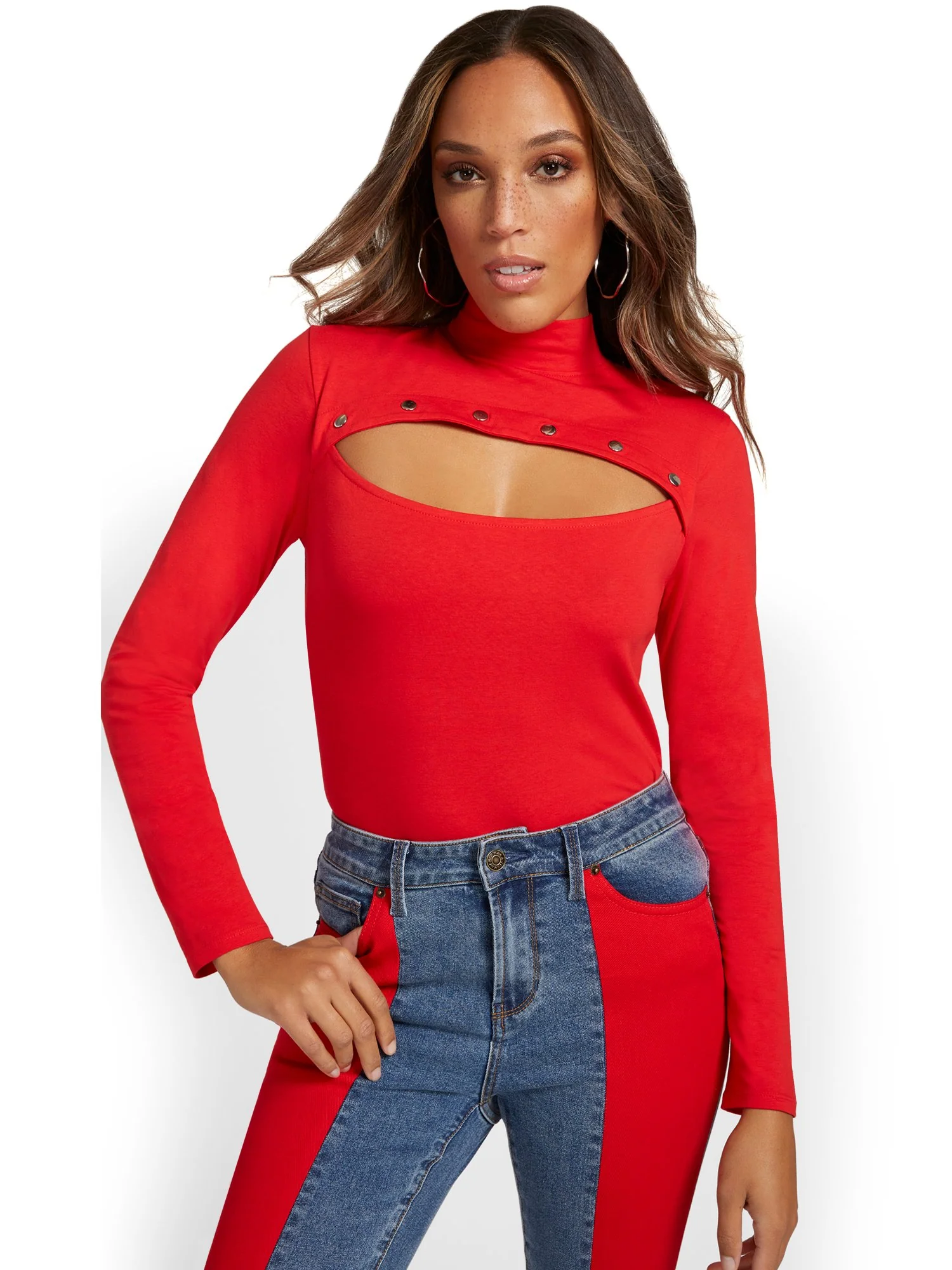 Cut-Out Mockneck City Tee - Image 9