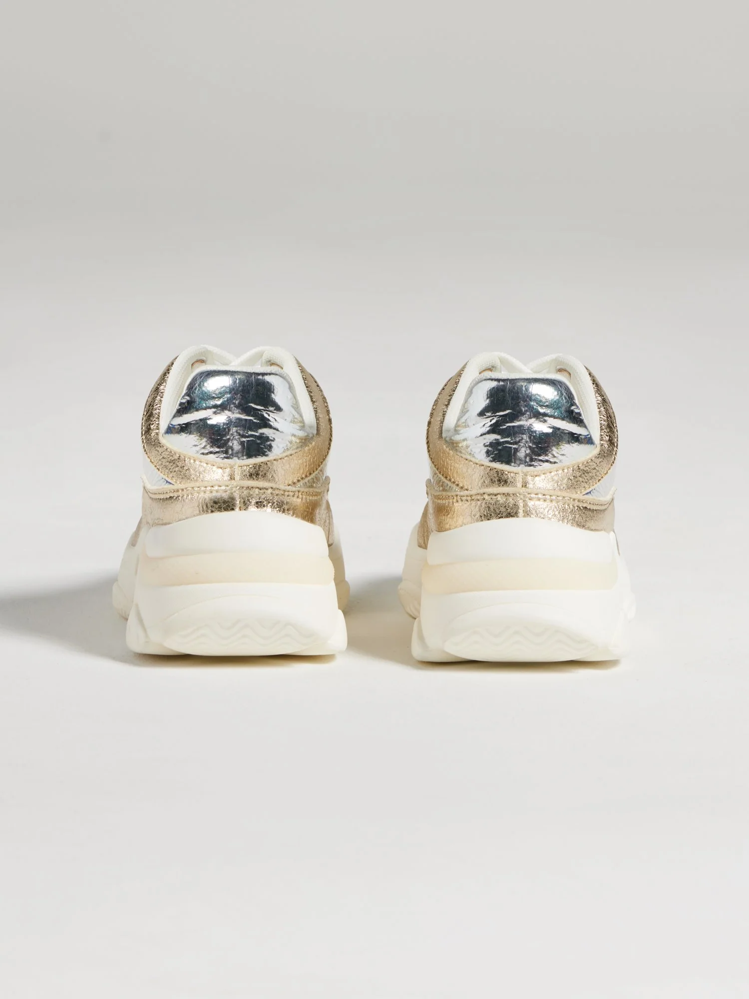 Cydnee Metallic Dad Sneaker - Image 5
