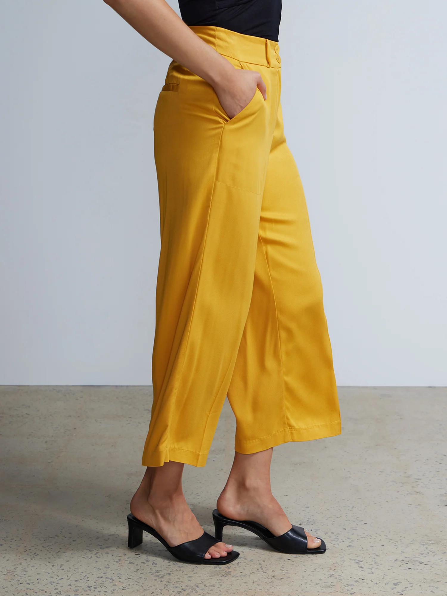 Double Button Twill Wide Leg Pant - Image 7