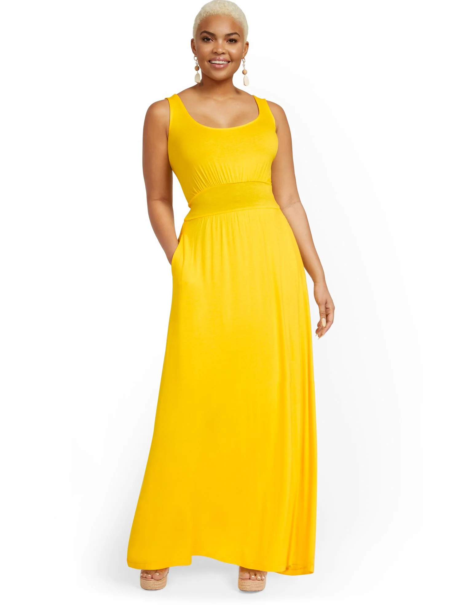 Drapey Scoopneck Maxi Dress - Image 4