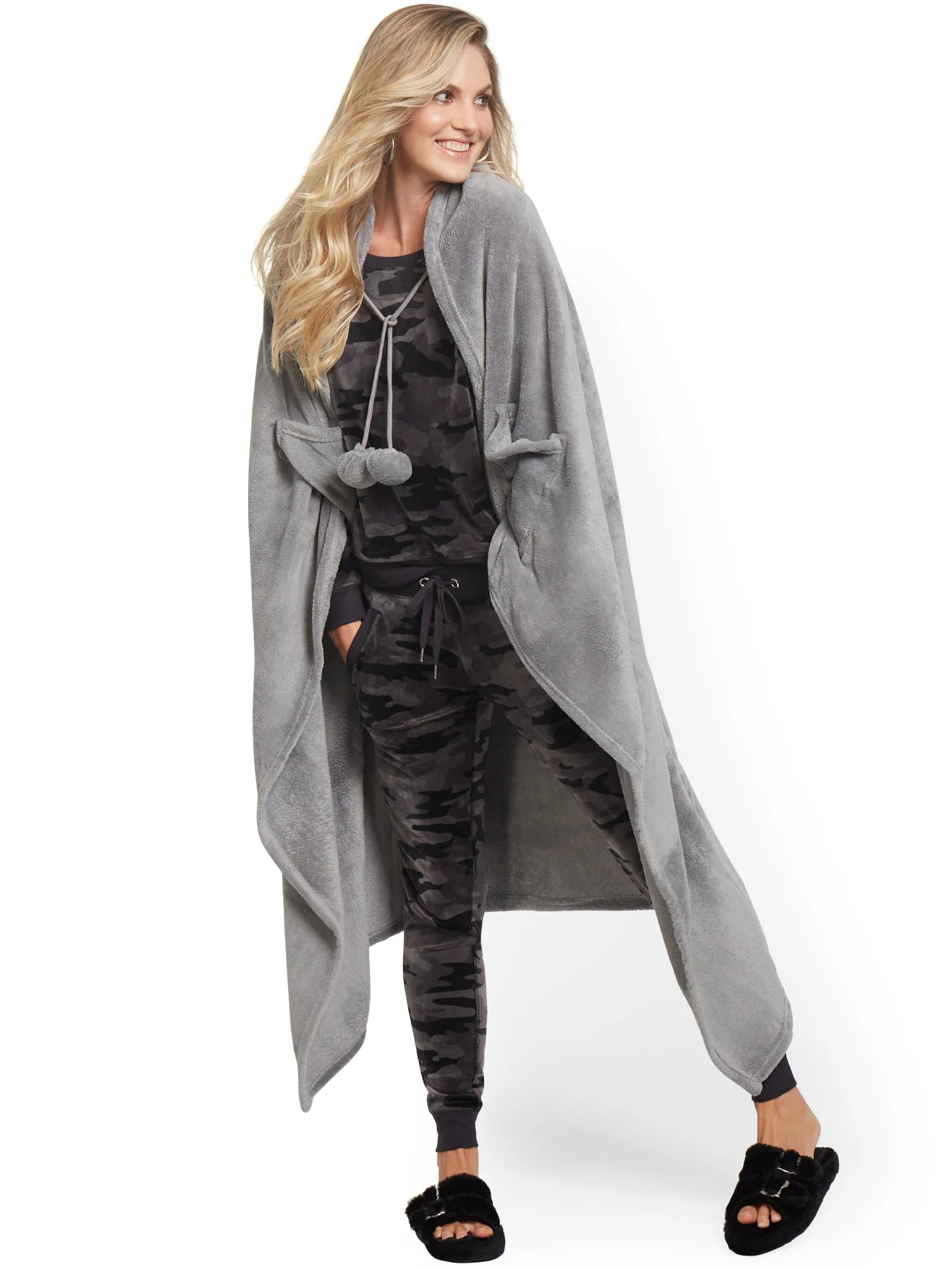 Elke Faux-Fur Fleece Wrap Robe - NY&C x Chic Home - Image 5