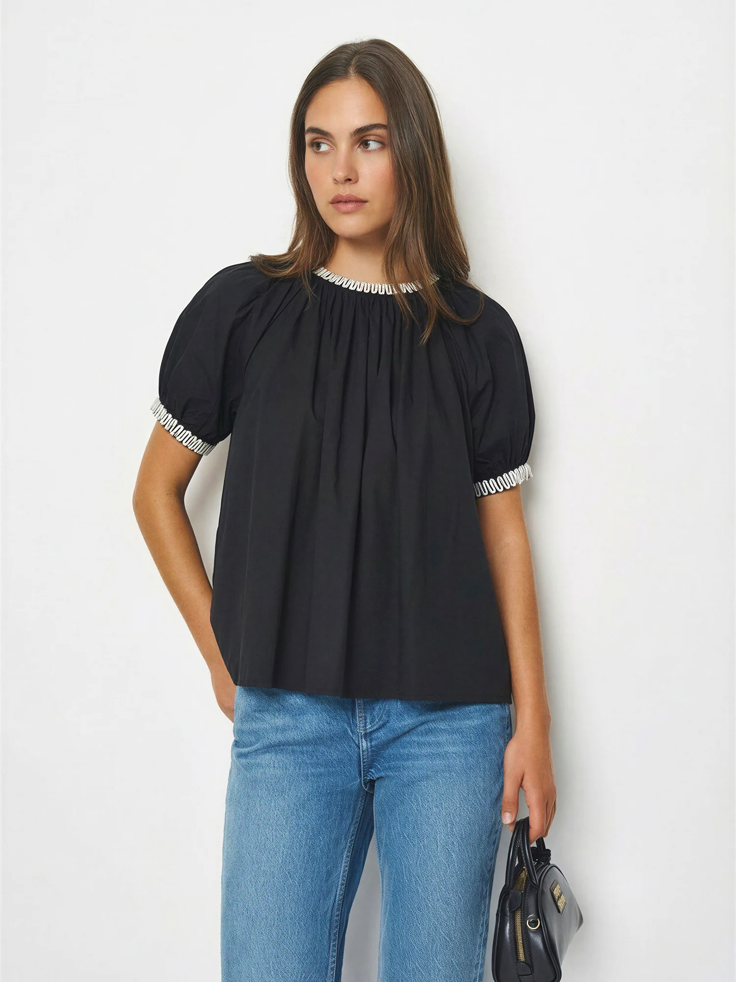 Embroidered Neck Sleeve Bow Detail Top
