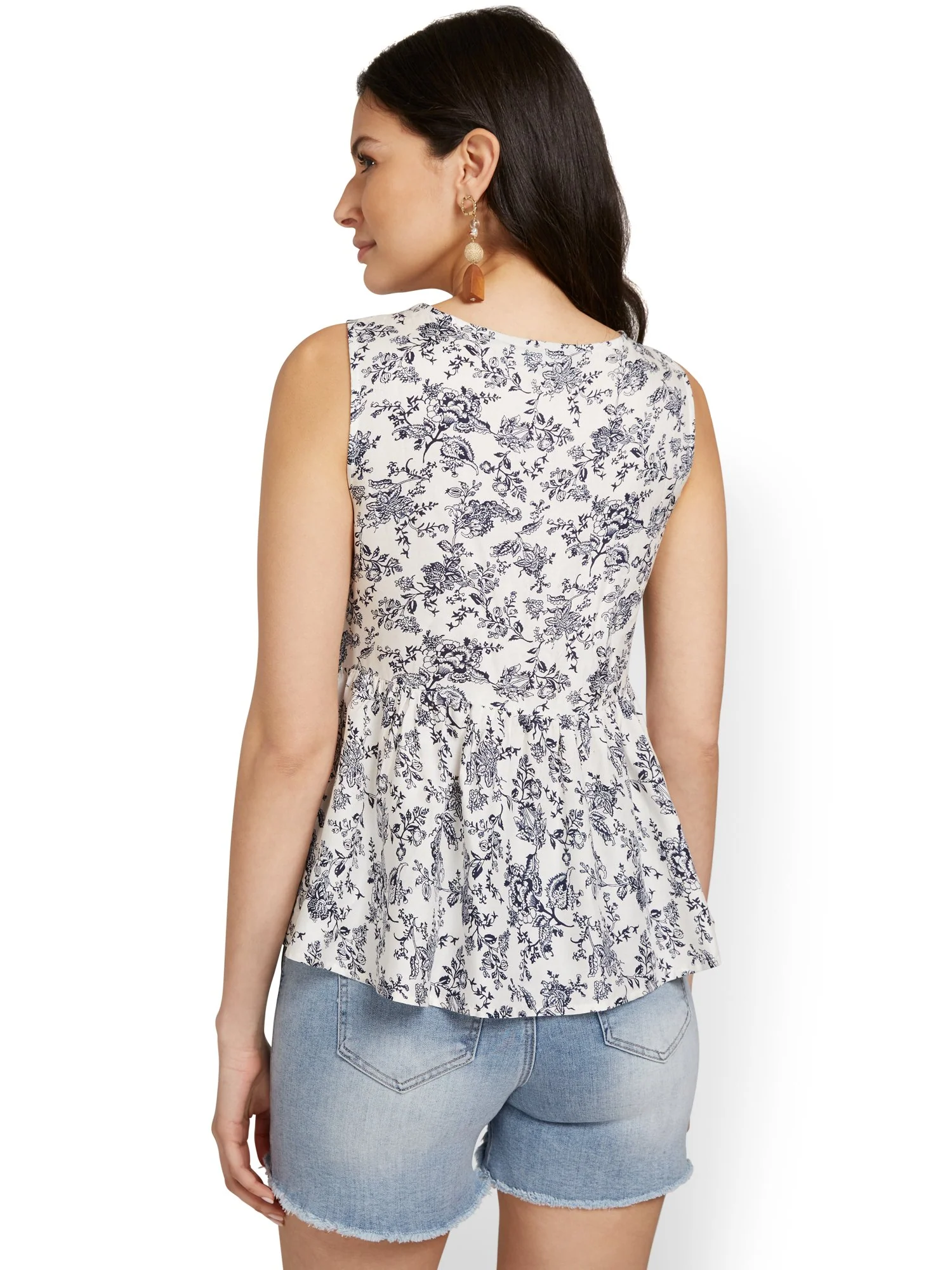Floral Crochet-Inset V-Neck Top - Image 3
