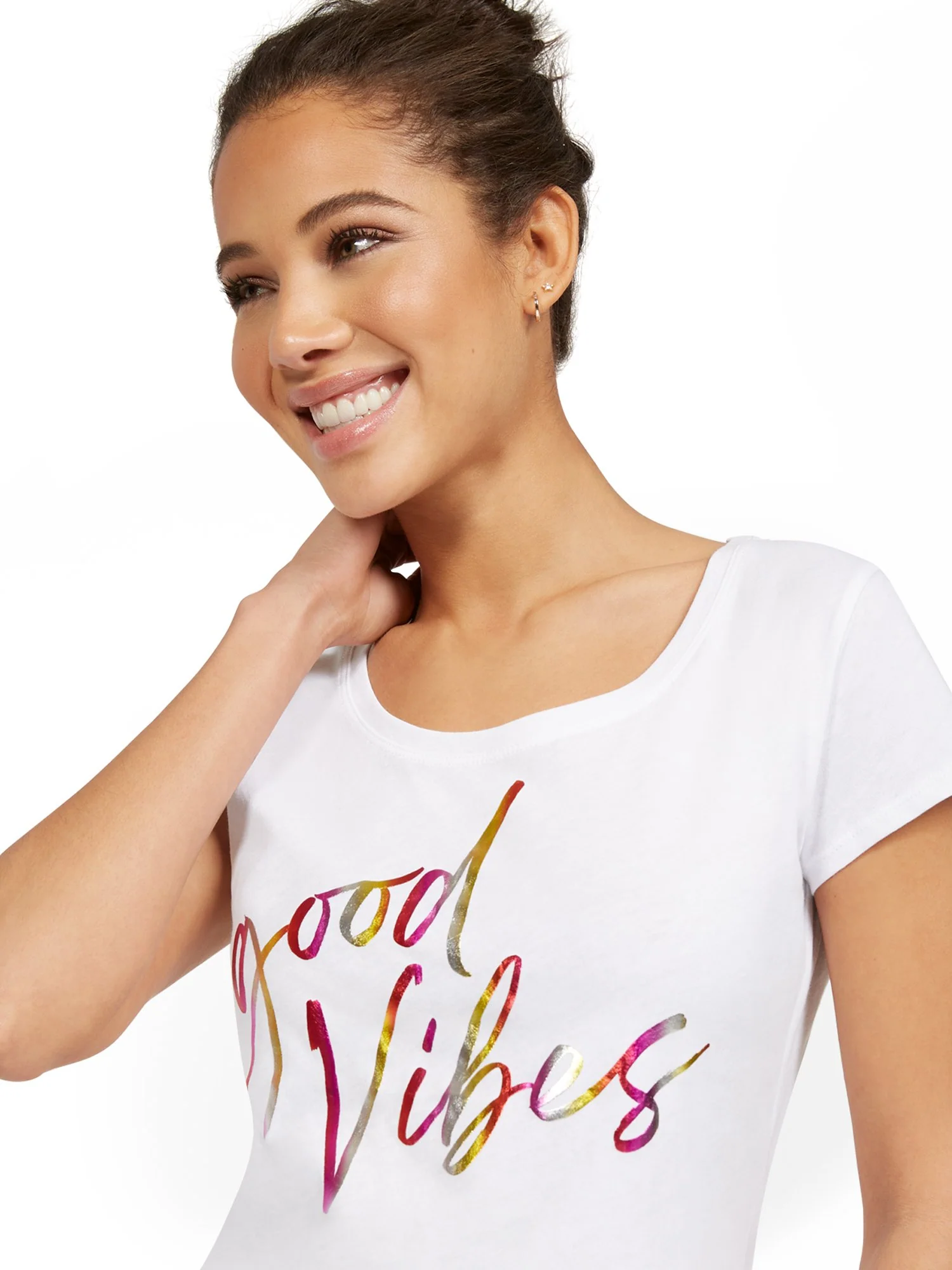 Good Vibes Graphic Tee