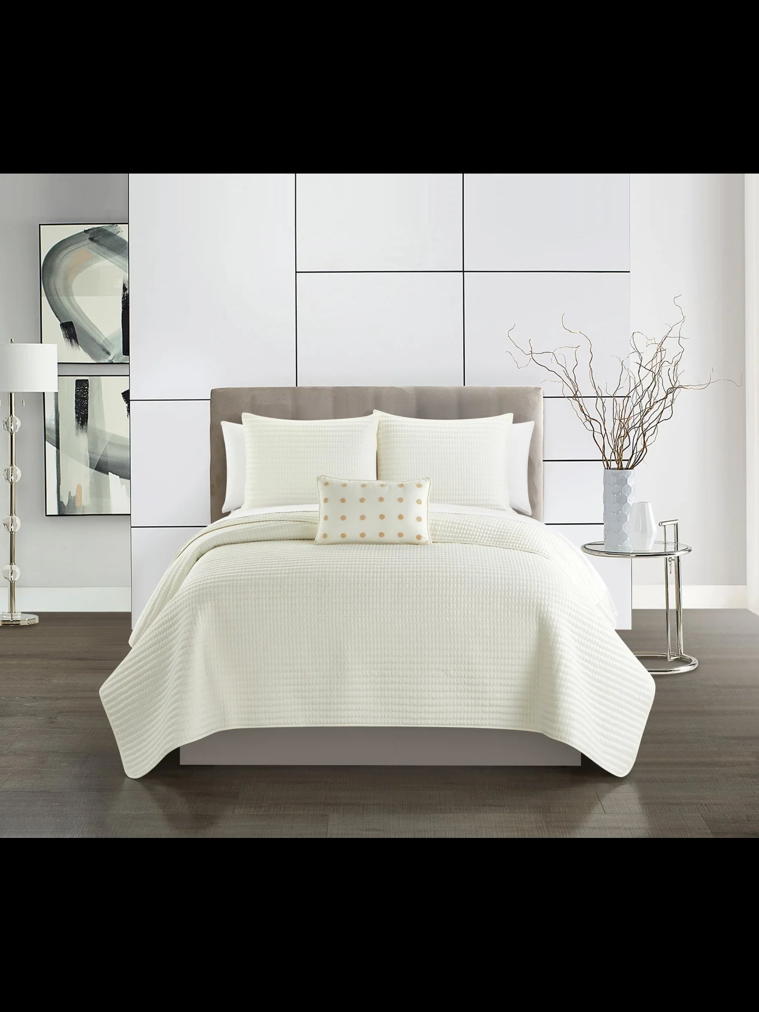 Hayden Queen-Size 4-Piece Quilt Set - NY&C x Chic Home - Image 6
