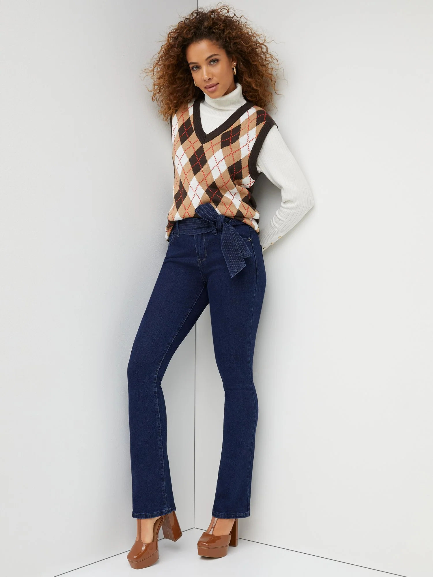 High-Waisted Bow-Waist Bootcut Jeans - Dark Wash - Image 4