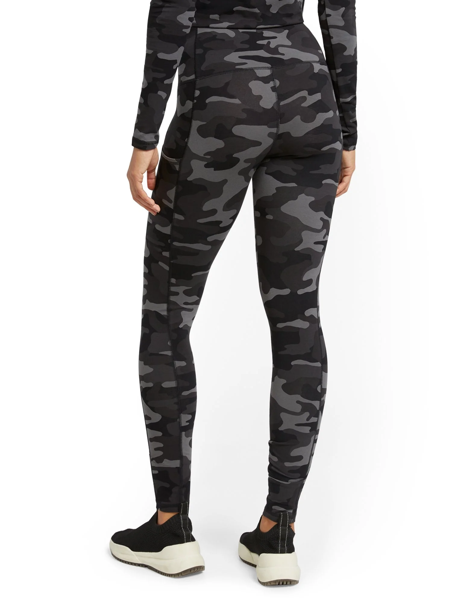 High-Waisted Camo-Print Pocket Legging - Image 6