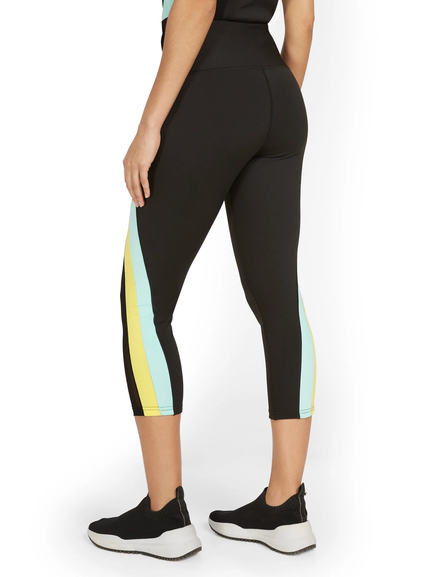 High-Waisted Colorblock Pocket Capri Legging - Image 3