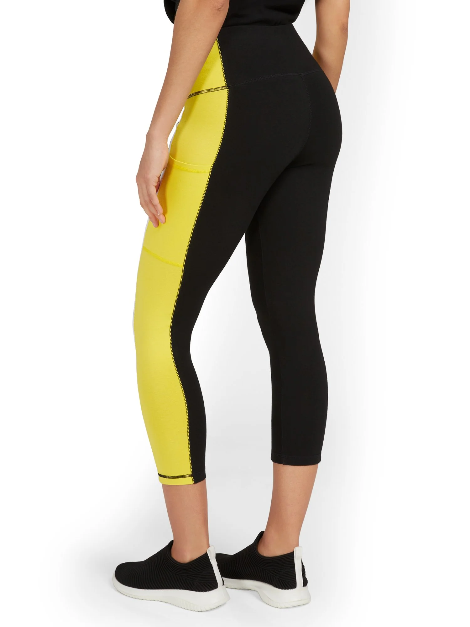 High-Waisted Colorblock Side-Pocket Capri Legging - Image 3