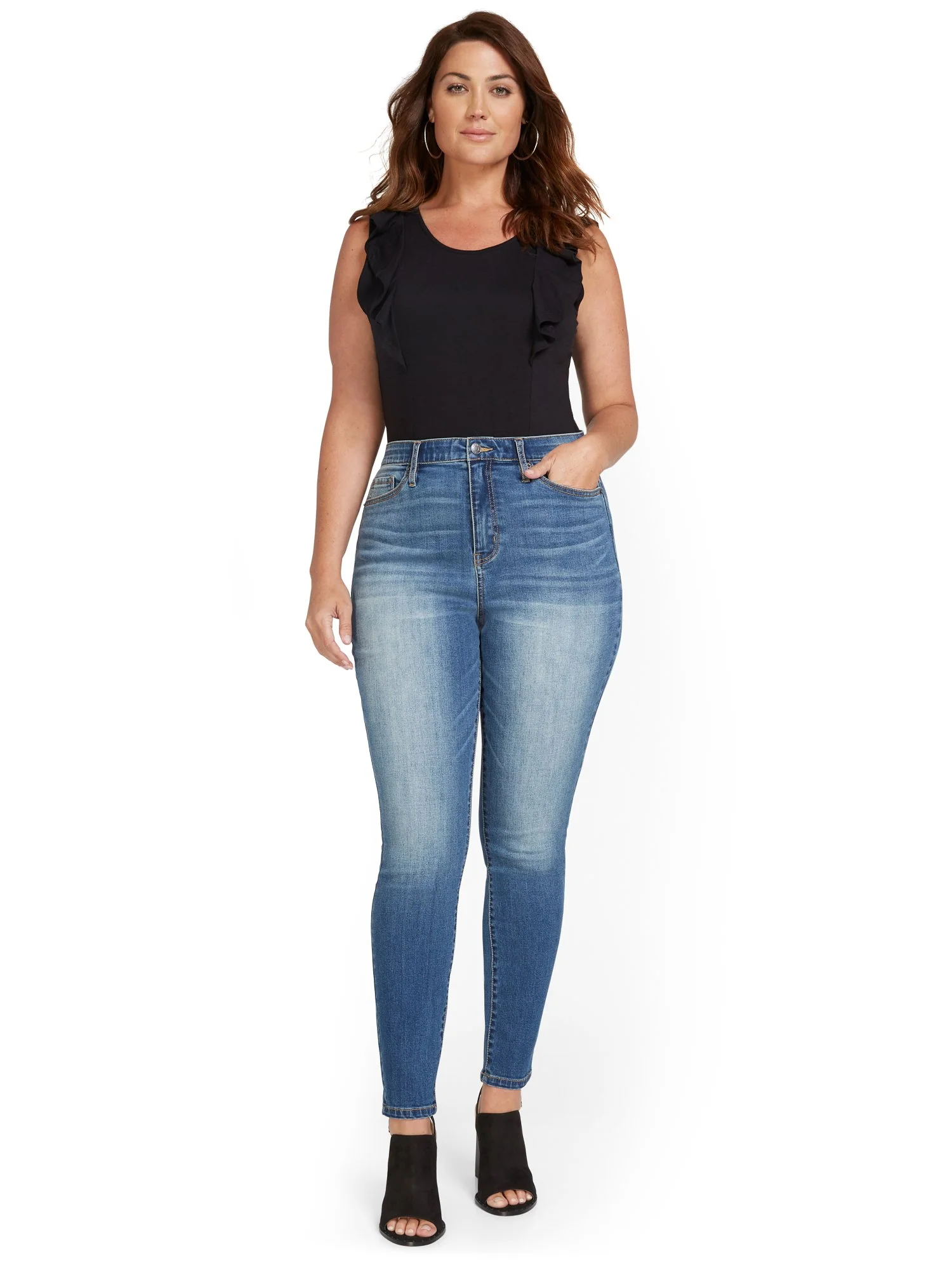 High-Waisted Curvy Essential Skinny Jeans - Orchard Wash - Image 6