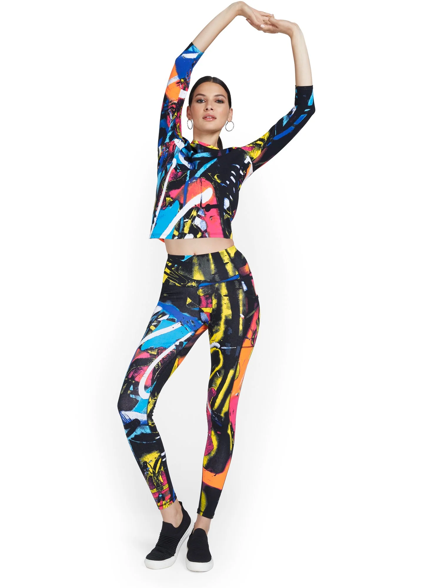 High-Waisted Graffiti-Print Pocket Legging - Image 5