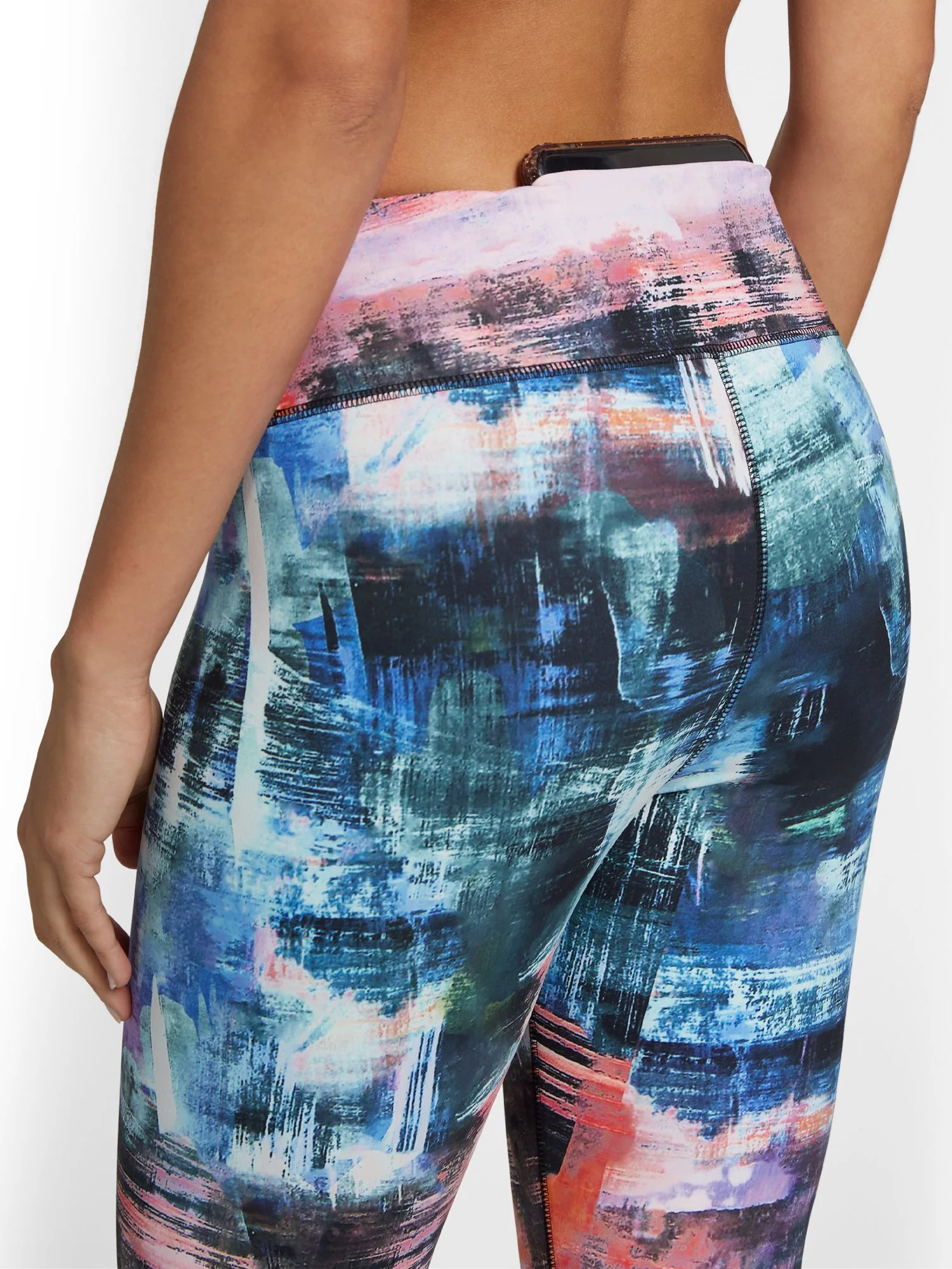 High-Waisted Graffiti-Print Pocket Legging - City Contour - Image 4