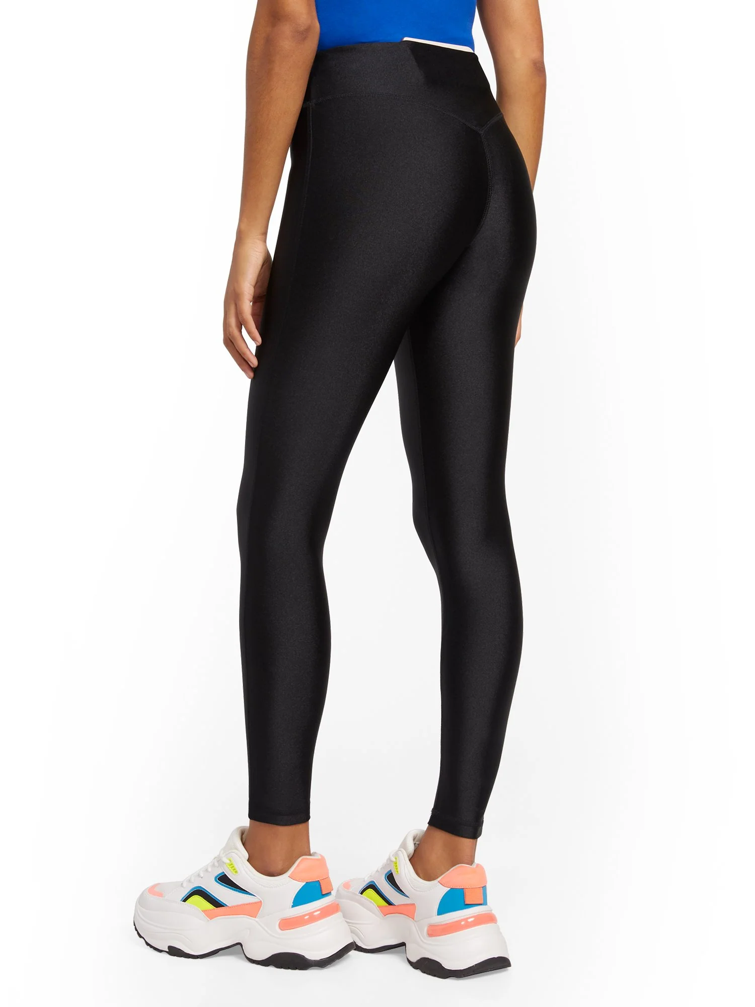 High-Waisted Pocket Legging - Image 3
