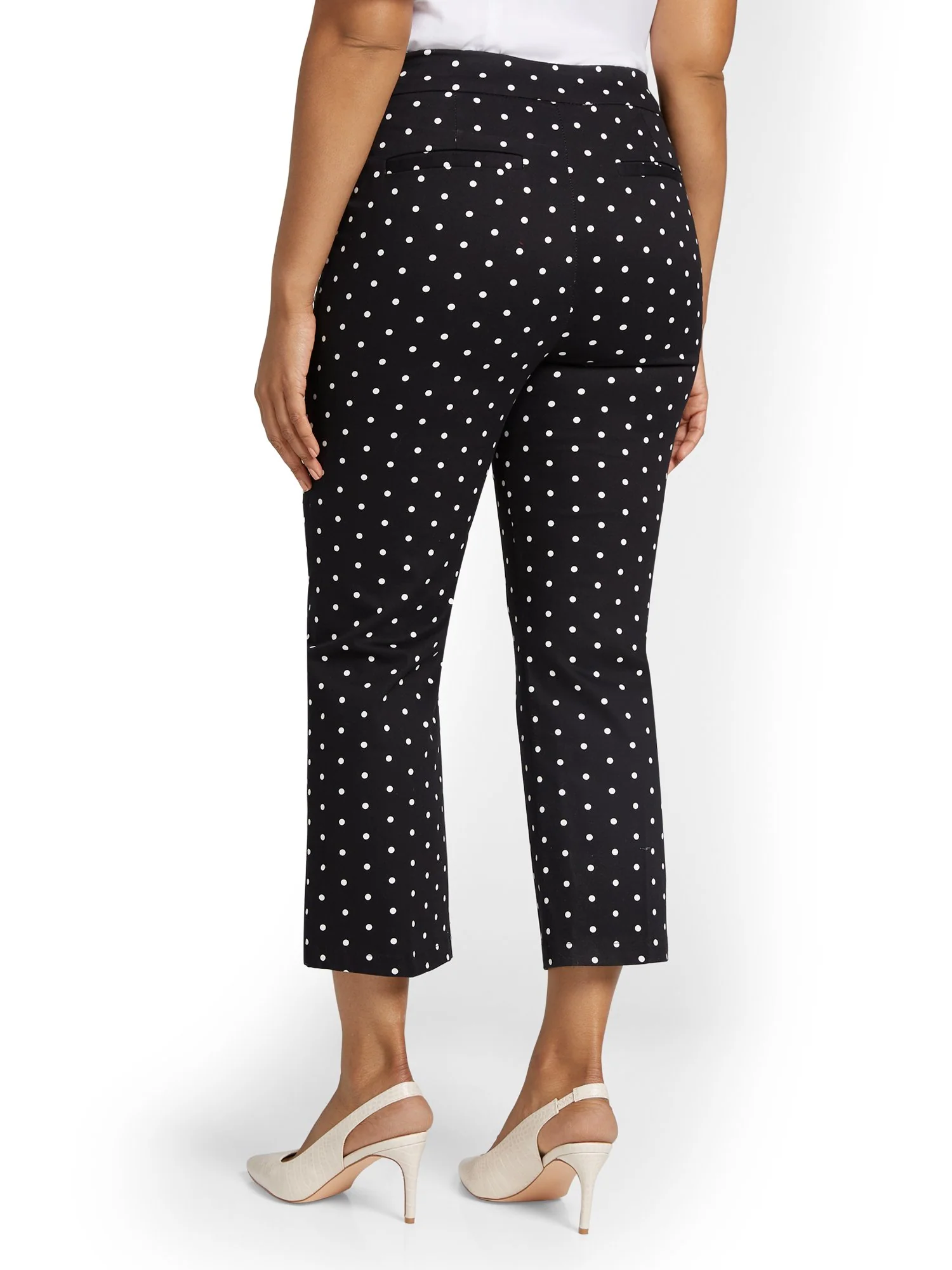 High-Waisted Polka-Dot Wide-Leg Capri Pant - NY&Chic Collection - Image 3