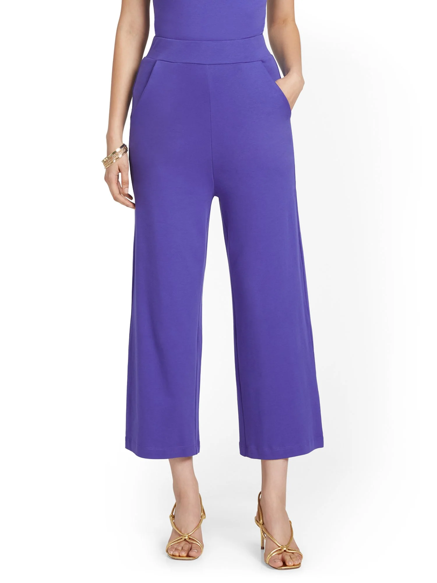 High-Waisted Pull-On Wide-Leg Capri Pant - City Knits - Image 22