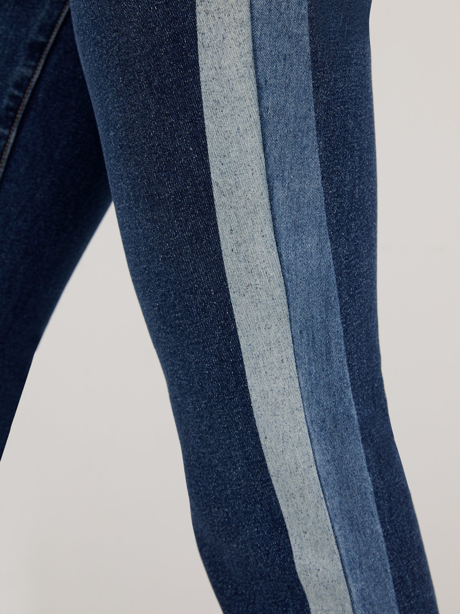 High-Waisted Side-Stripe Flare Jeans - Dark Wash - Image 4