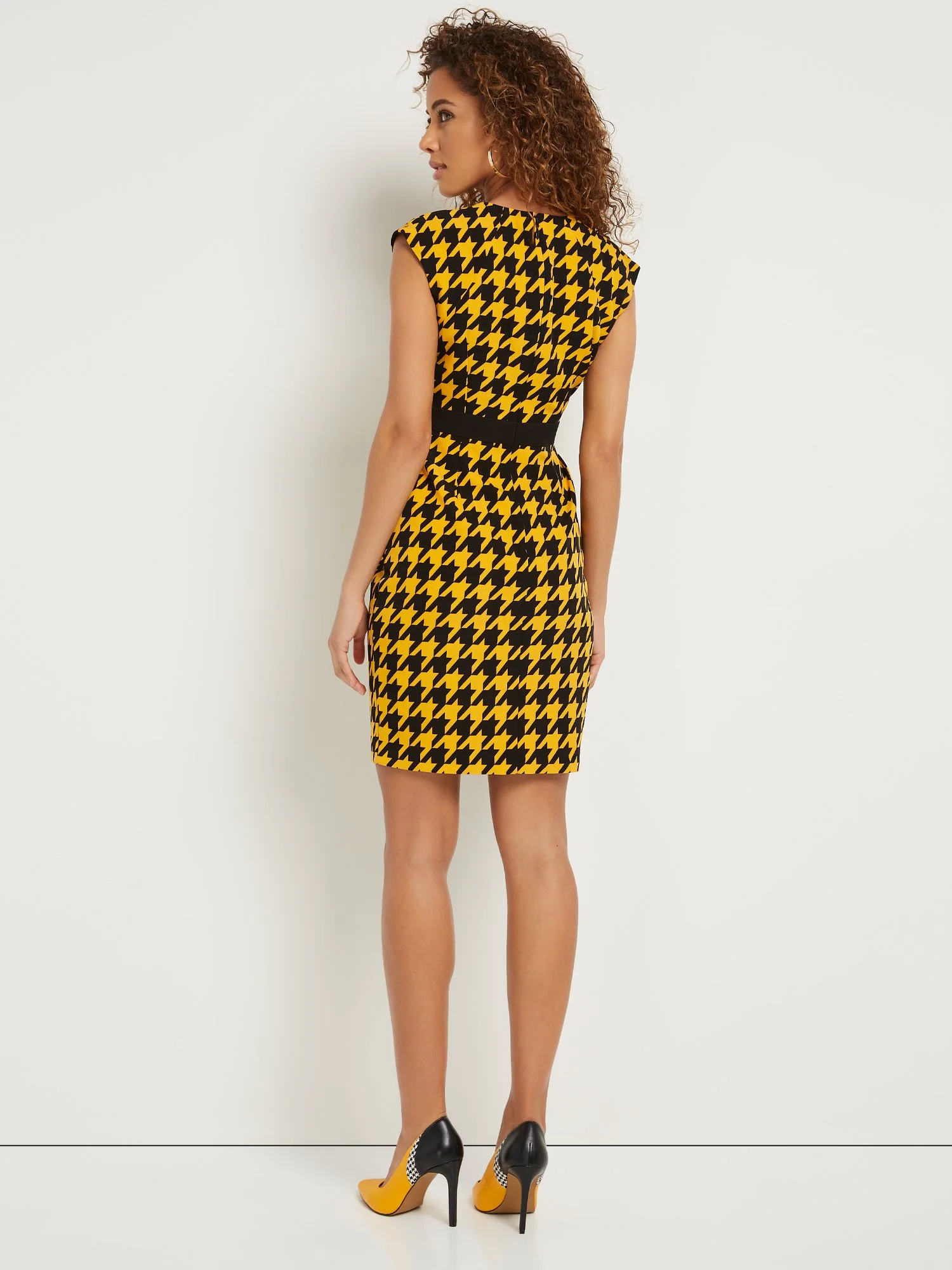 Houndstooth Button-Front Shift Dress - Image 2