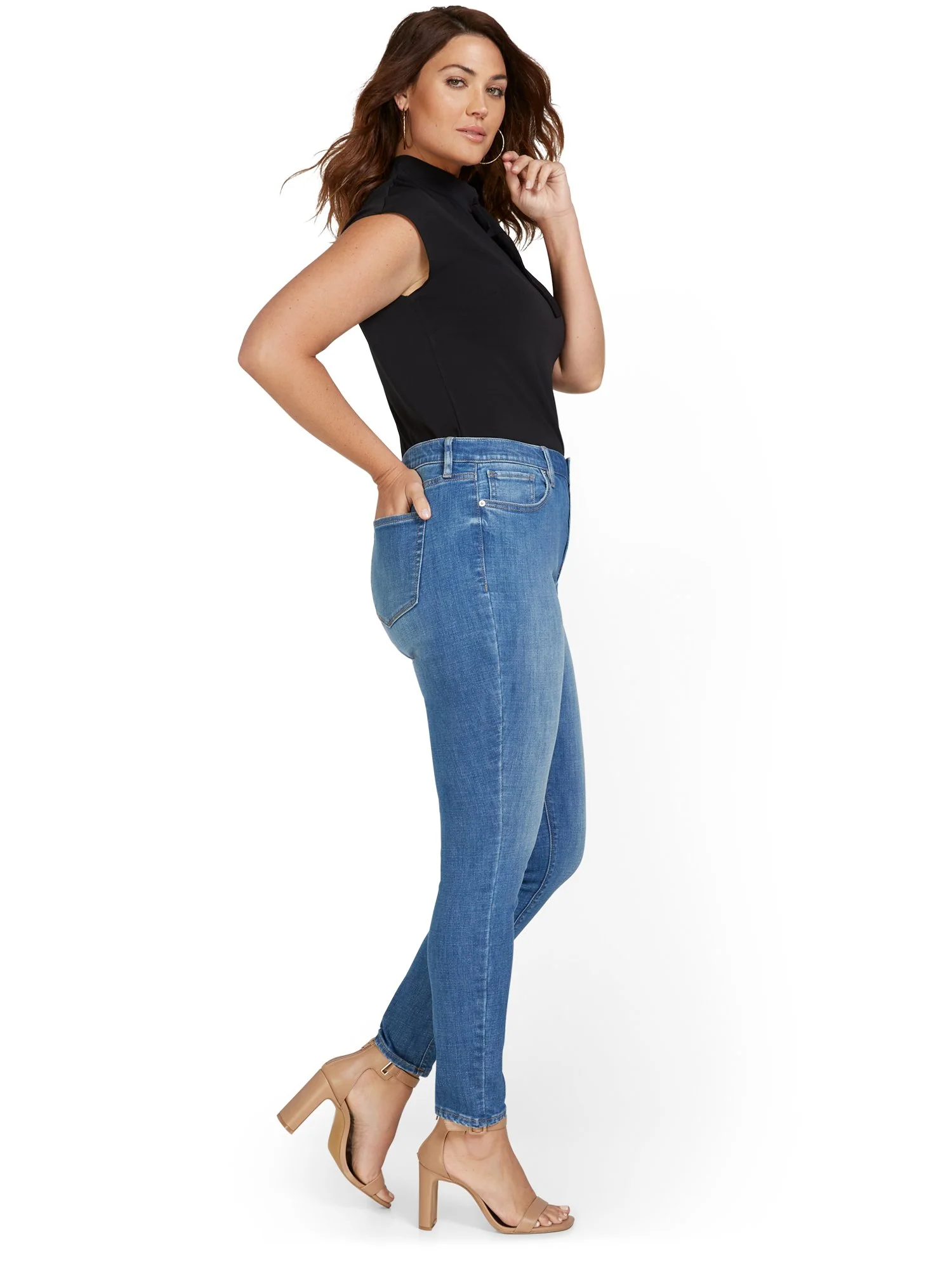 Lexi Mid-Rise Super-Skinny Jeans - Medium Wash - Image 8