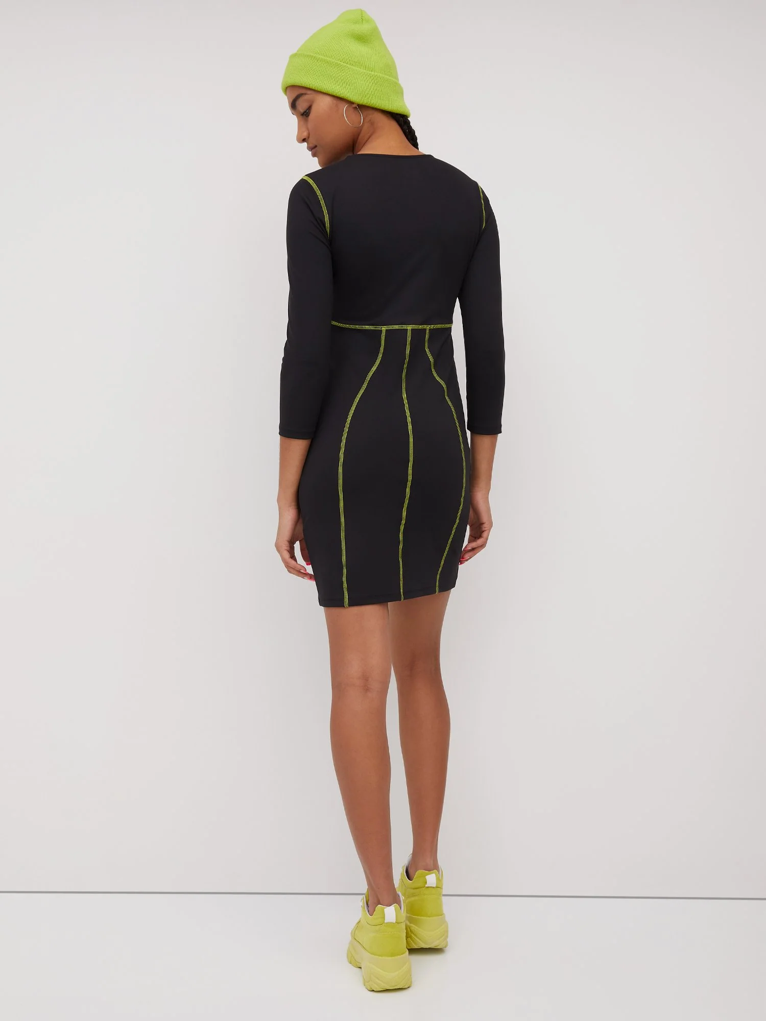 Line-Print Zip-Front Shift Dress - Image 3