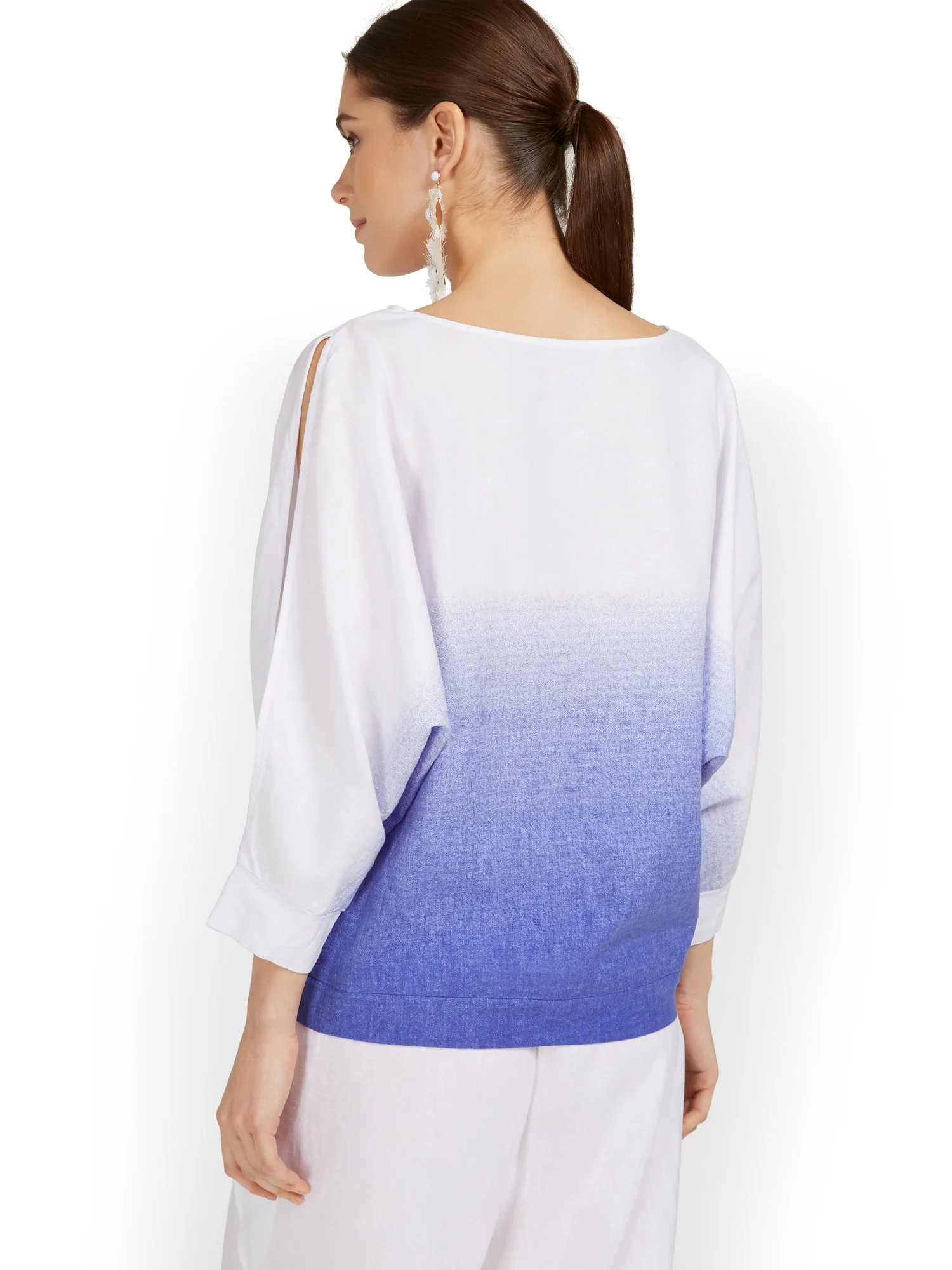 Linen-Blend Blue Wash Slit-Sleeve Top - Image 3