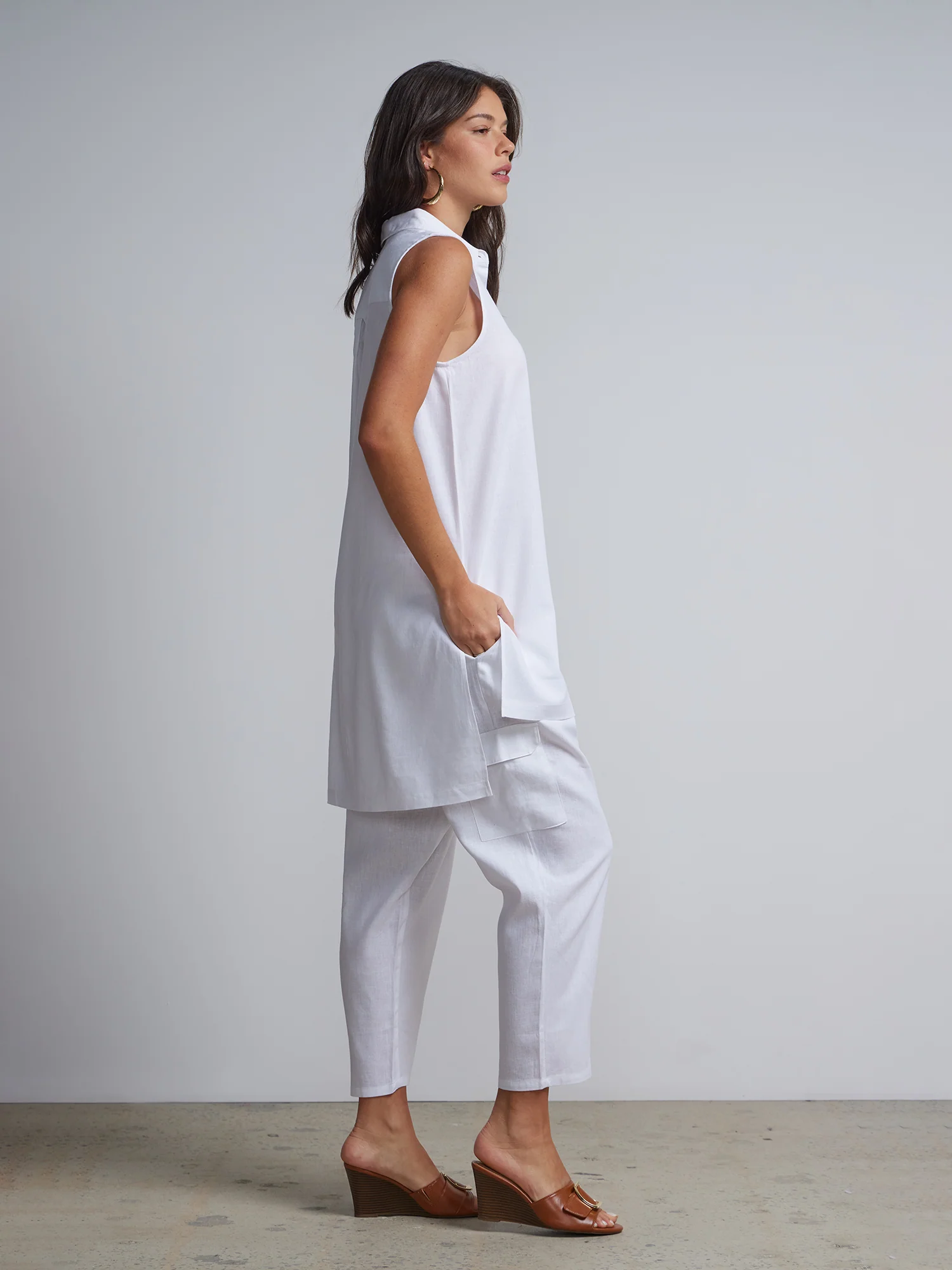 Linen-Blend Button-Front Slit-Side Tunic Top - Image 3