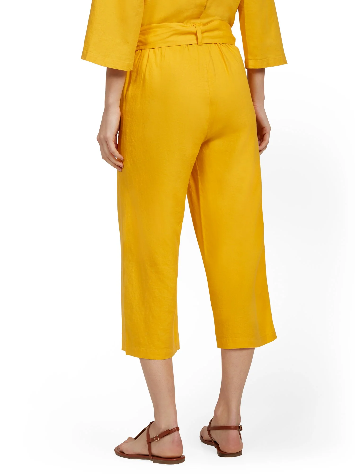 Linen-Blend High-Waisted Paperbag Wide-Leg Capri Pant - Image 7