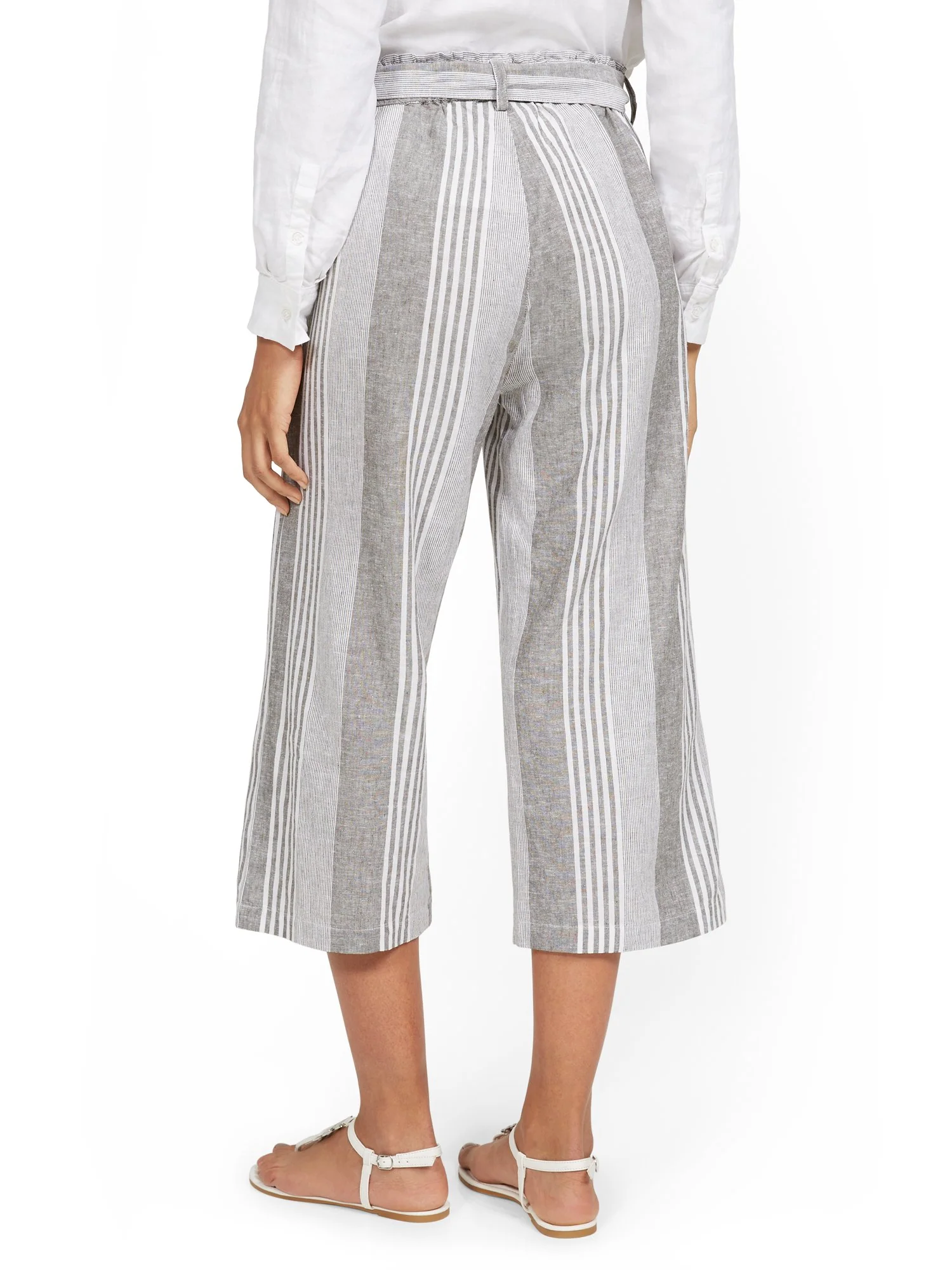 Linen-Blend Striped High-Waisted Paperbag Wide-Leg Capri Pant - Image 3