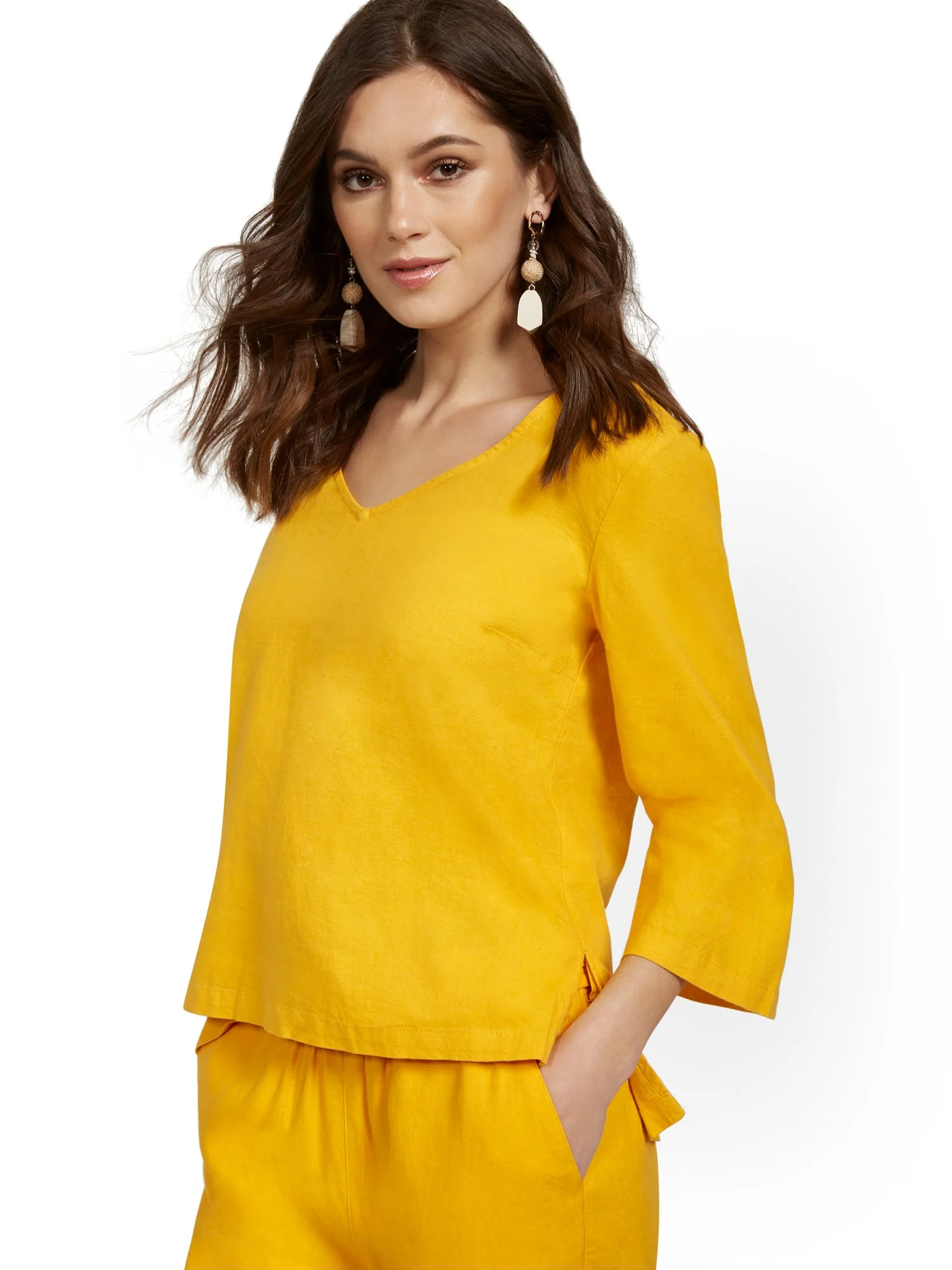 Linen-Blend V-Neck Button-Back Top - Image 12