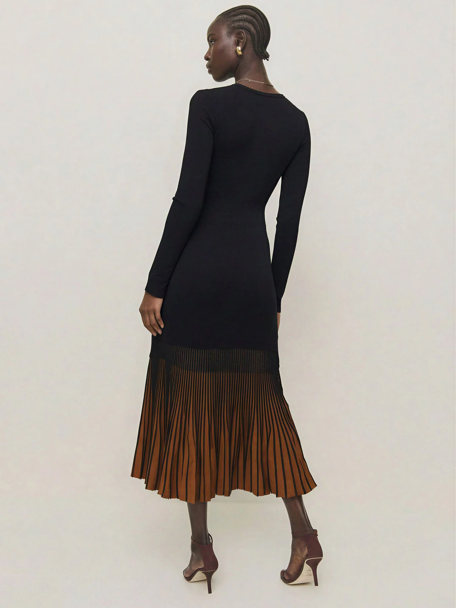 Long Sleeve Ruffle Bottom Knit Maxi Dress - Image 5