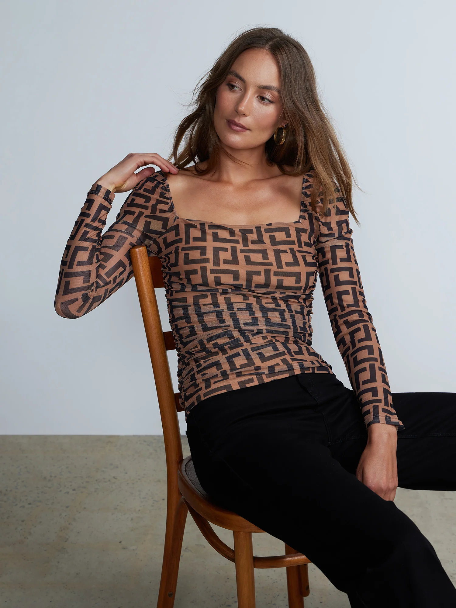 Long Sleeves Ruched Mesh Top - Image 2