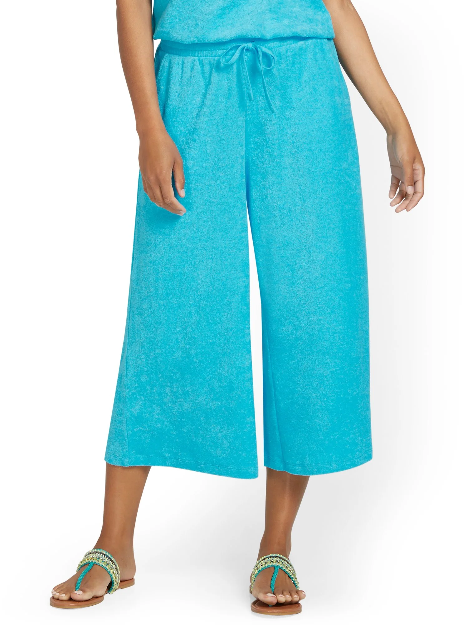 Loop Terry Wide-Leg Capri Pant - Image 10