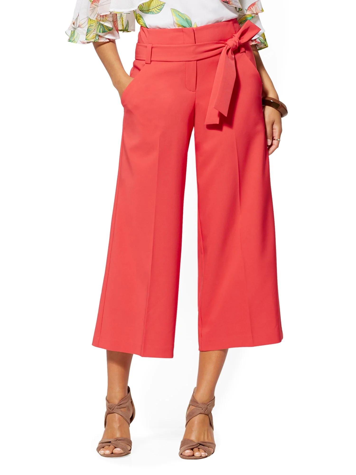 Madie Capri Pant - Image 12