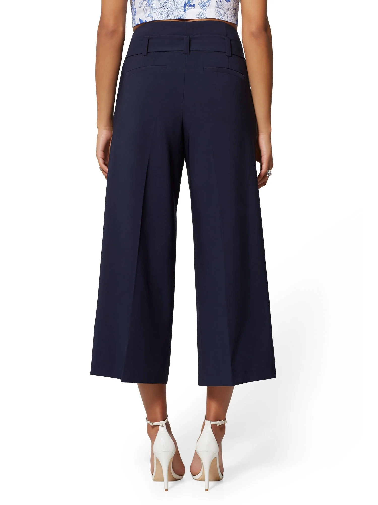 Madie Capri Pant - Image 17