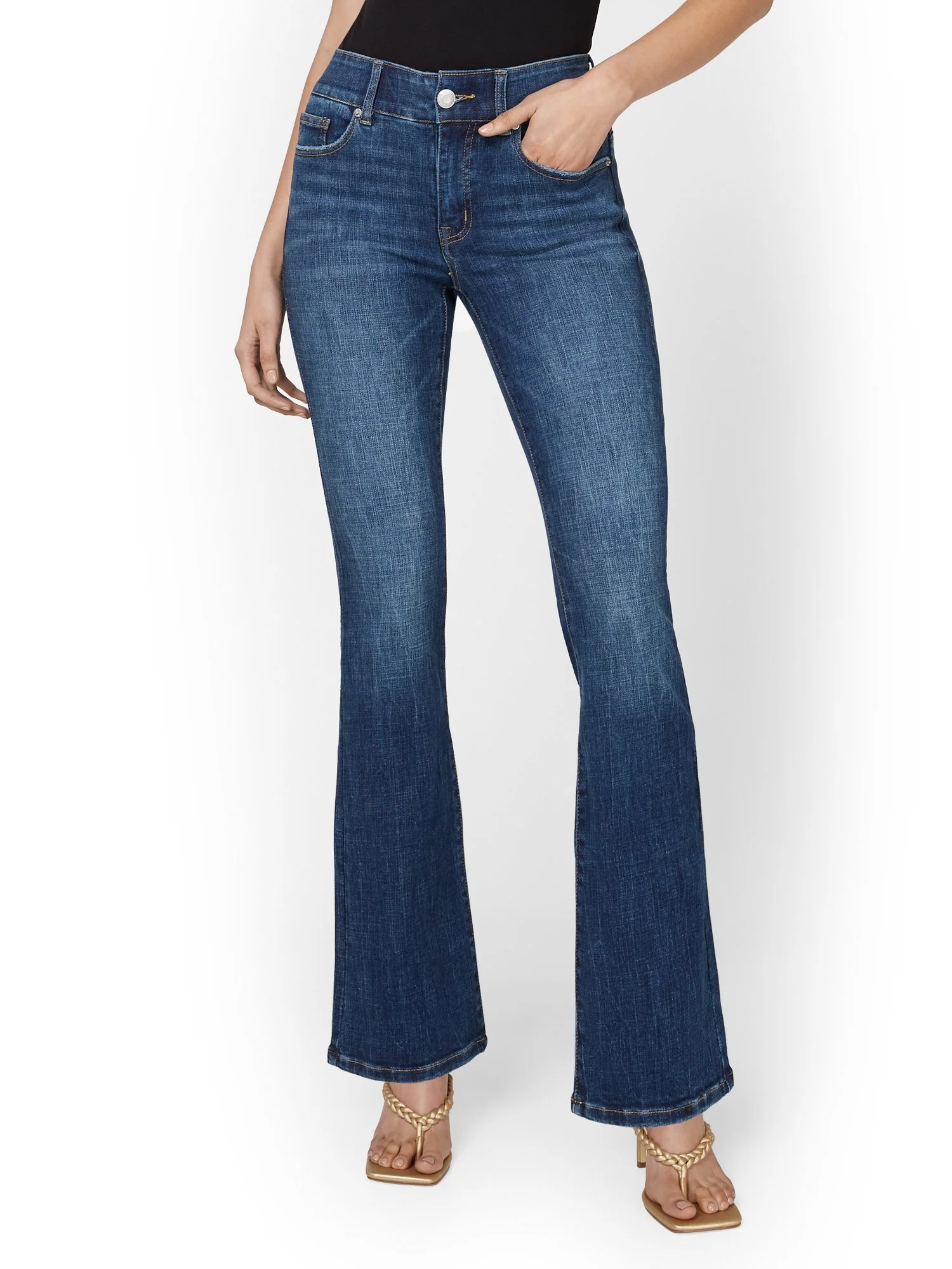 Mya Curvy High-Waisted Bootcut Jeans - Medium Wash - Image 3