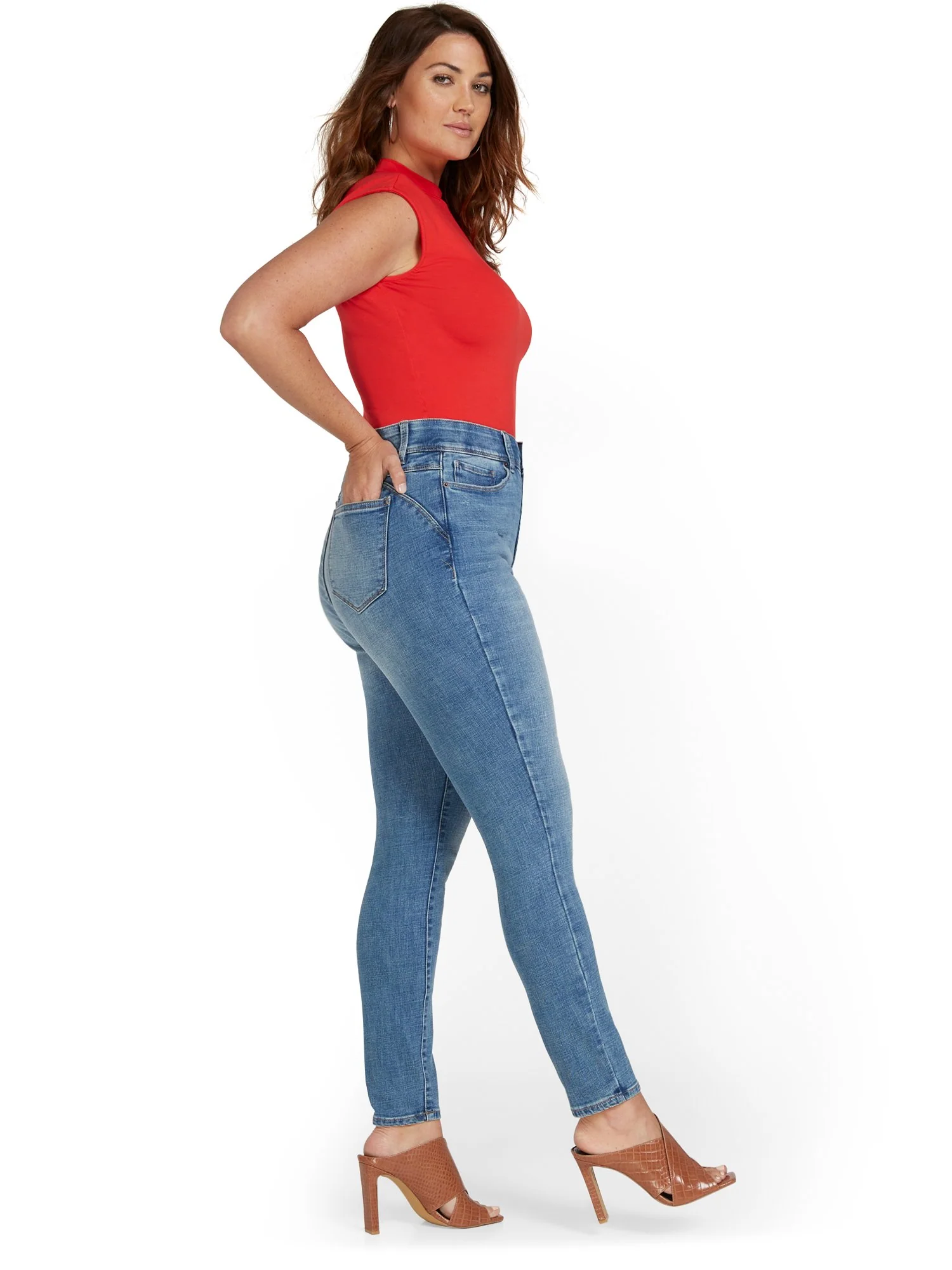Mya Curvy Ultra High-Waisted Super-Skinny Boost Jeans - Medium Wash - Image 9