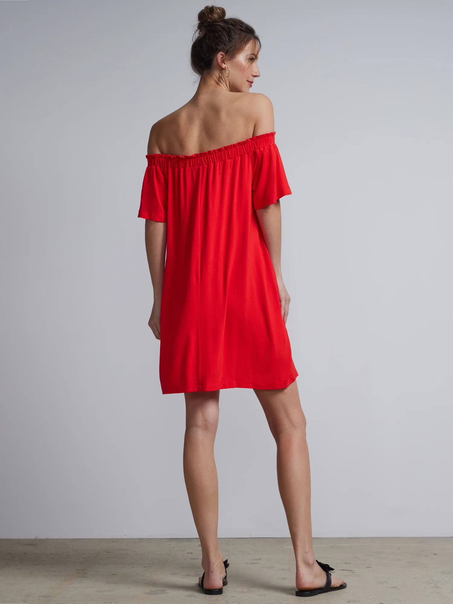 Off-The-Shoulder Knit Shift Dress - Image 12