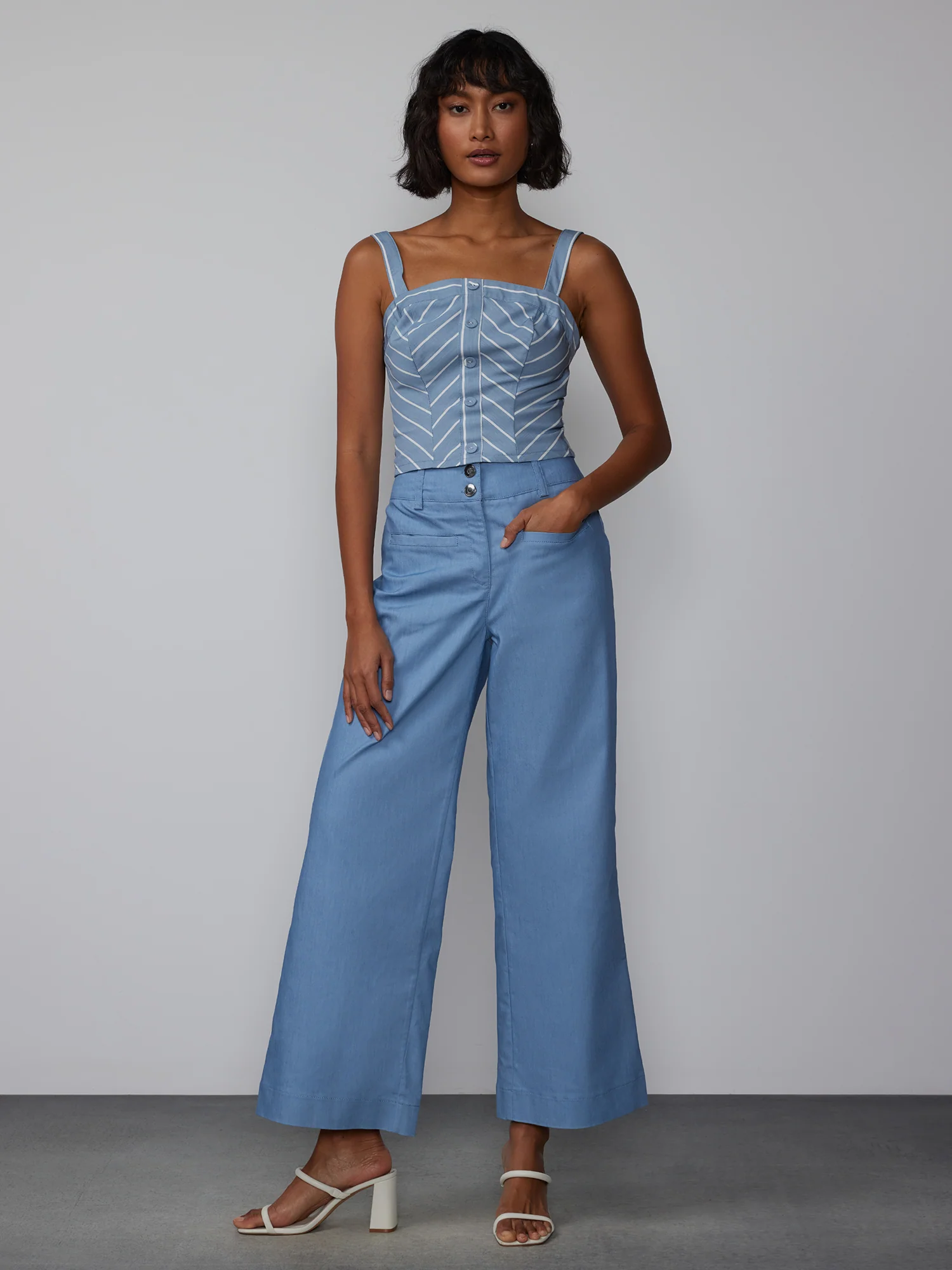 Petite High Rise Wide Leg Pant