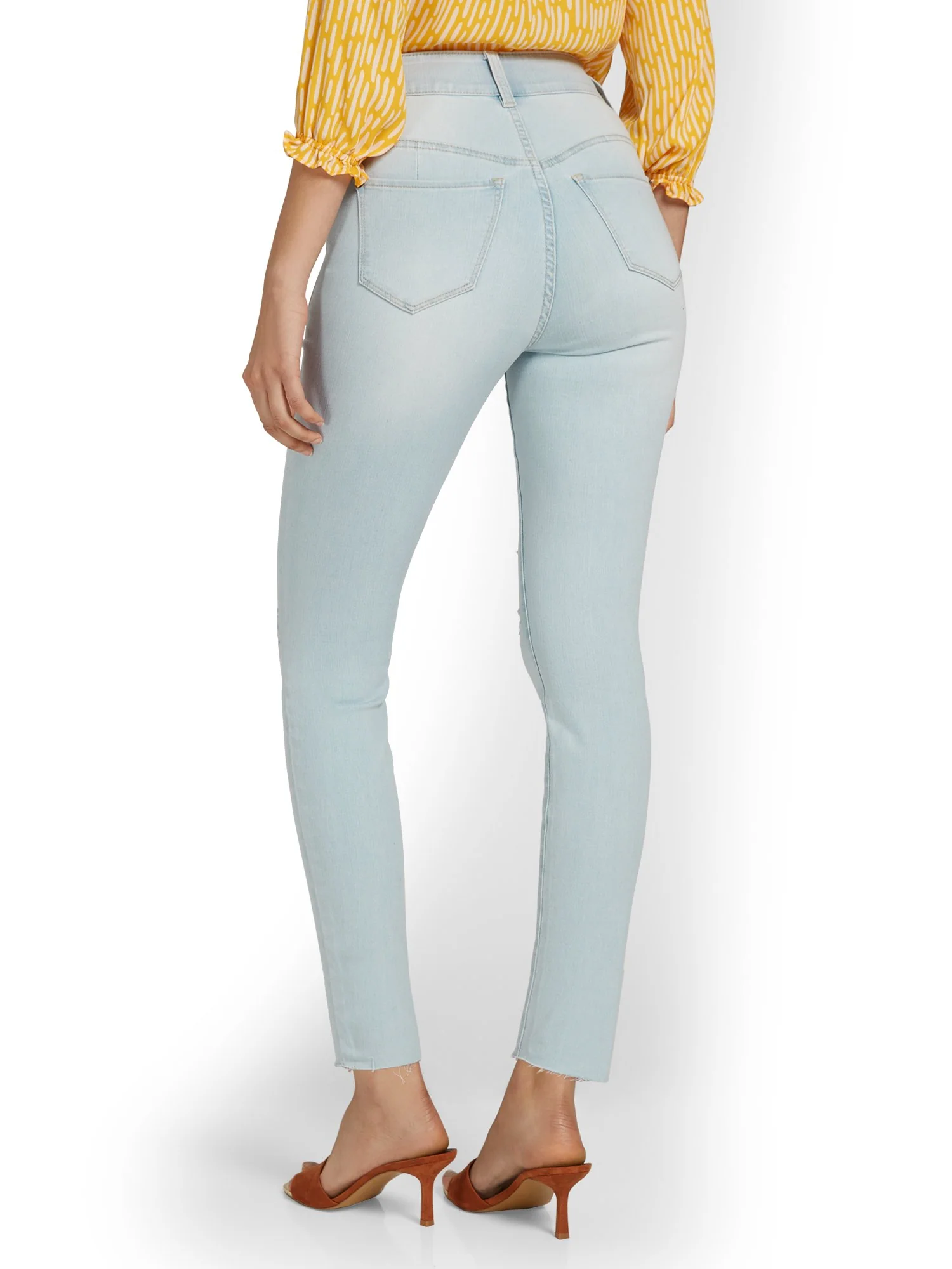 Petite Curvy Ultra High-Waisted Super-Skinny Ankle Jeans - Light Wash - Image 3