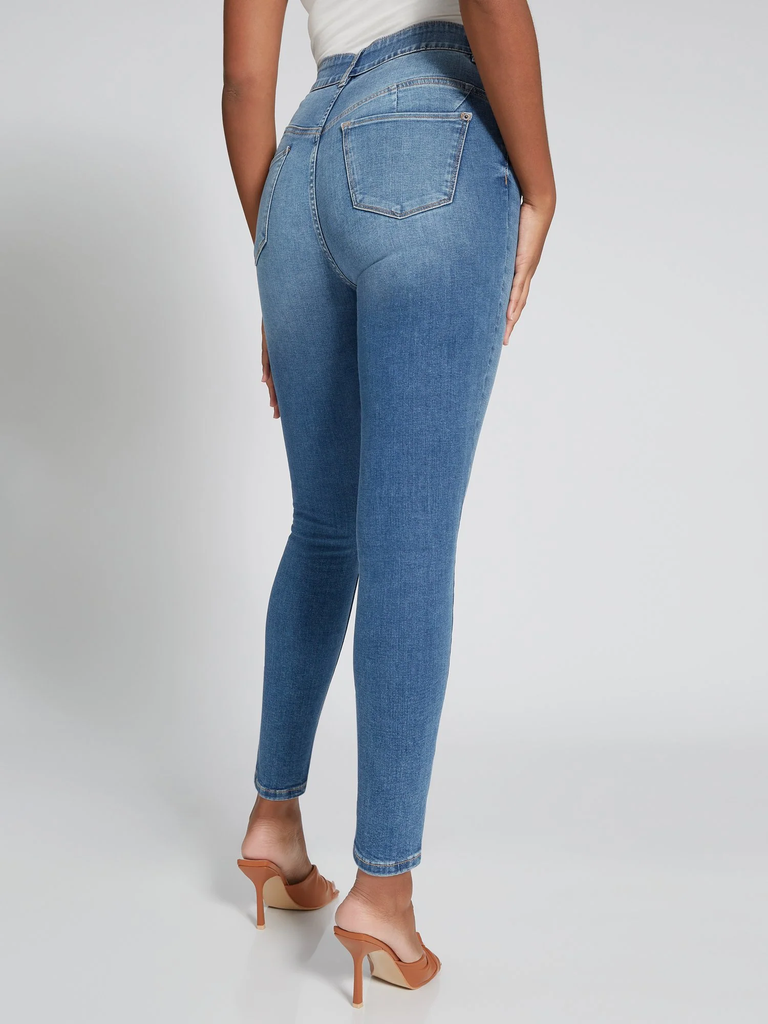 Petite Curvy Ultra High-Waisted Super-Skinny Jeans - Medium Wash - Image 3
